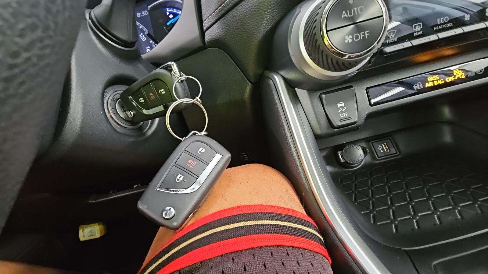 2025 Toyota RAV4 Hybrid LE AWD