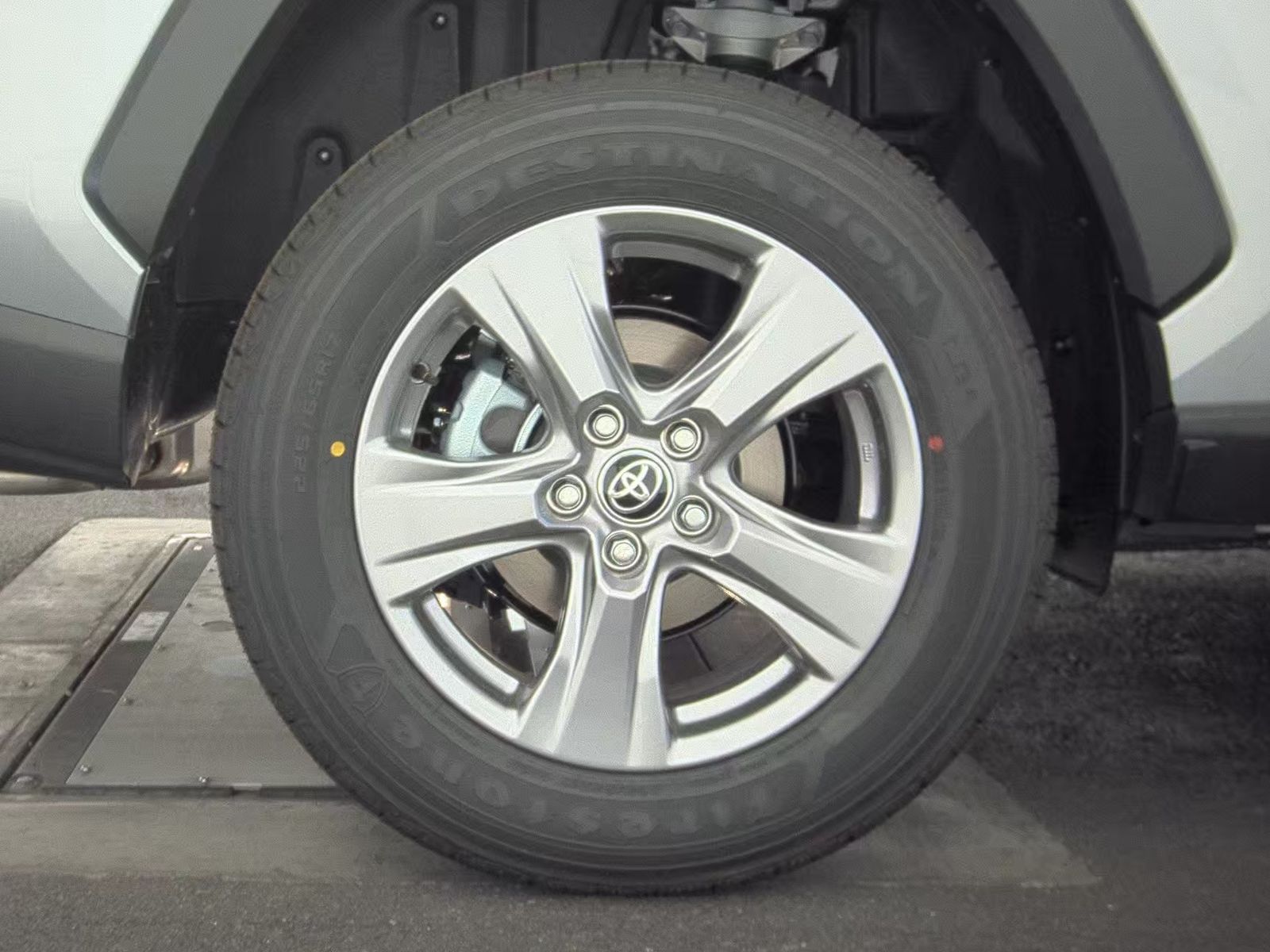 2025 Toyota RAV4 Hybrid LE AWD