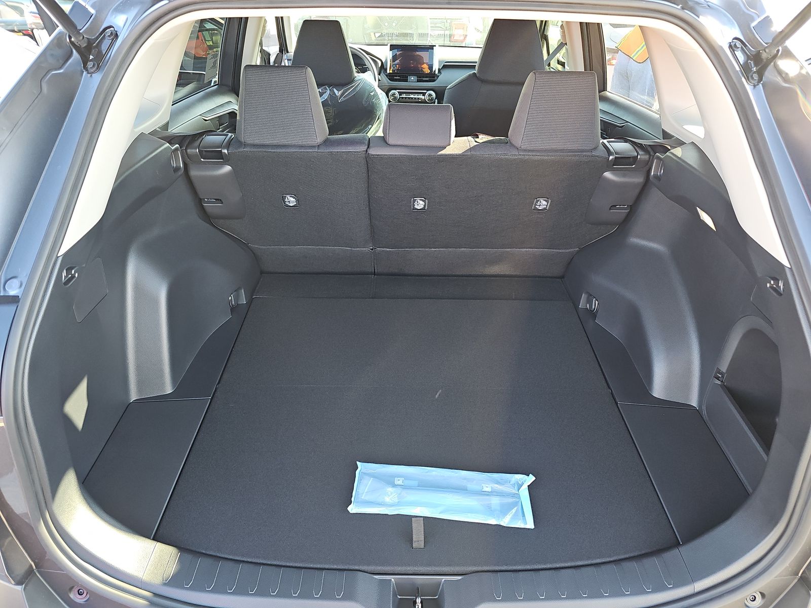 2025 Toyota RAV4 Hybrid LE AWD