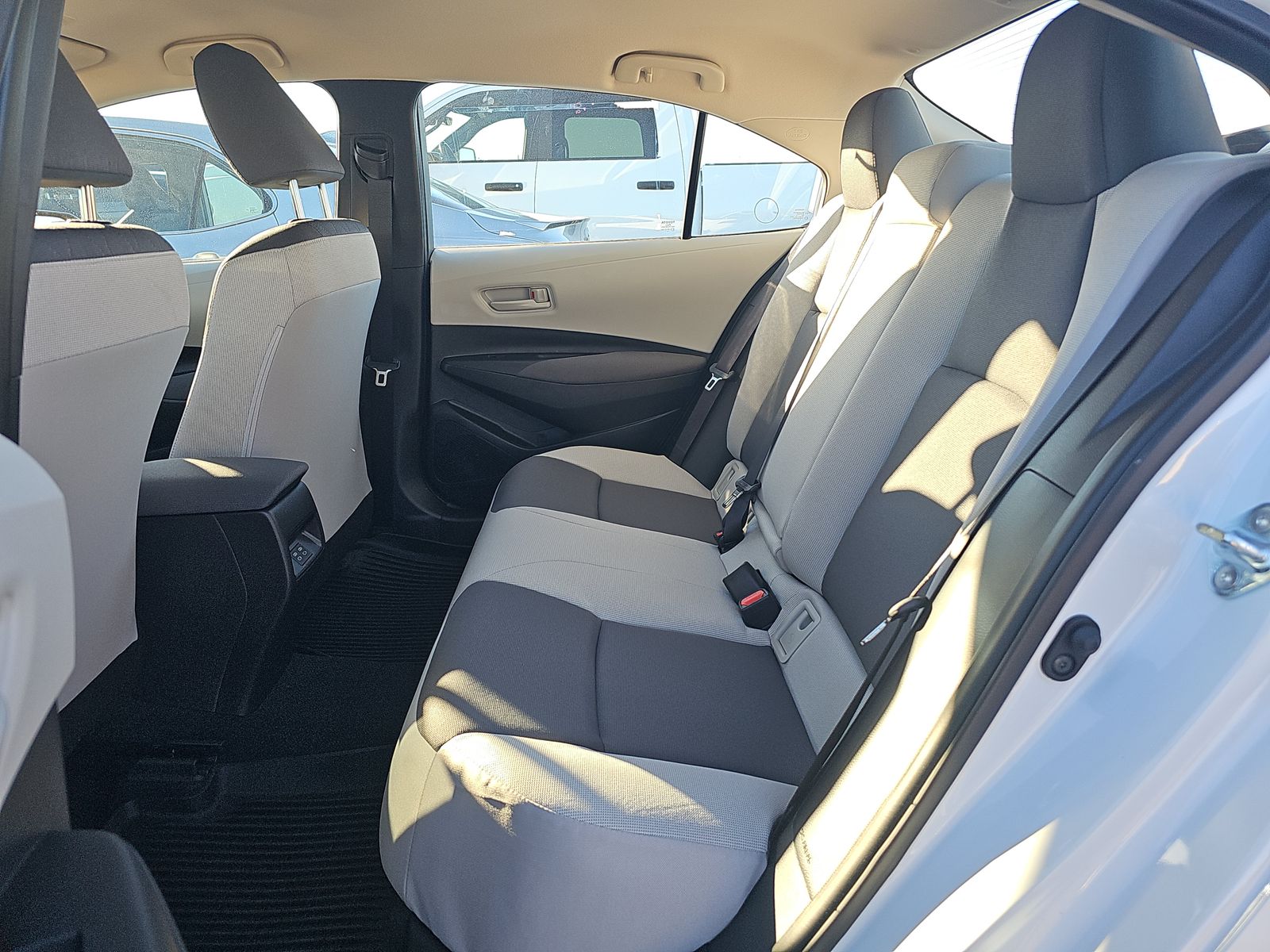 2025 Toyota Corolla LE FWD