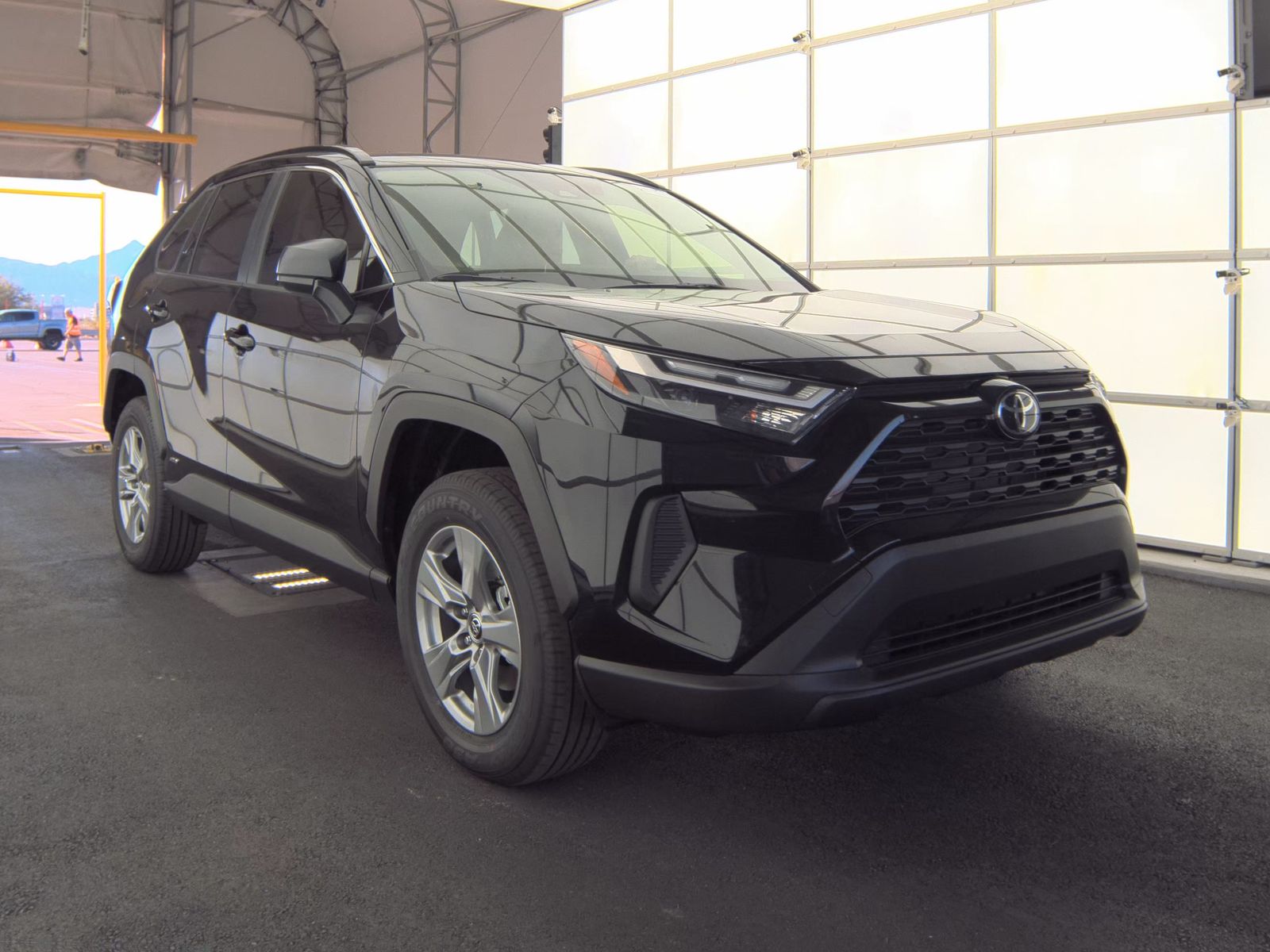 2025 Toyota RAV4 Hybrid LE AWD