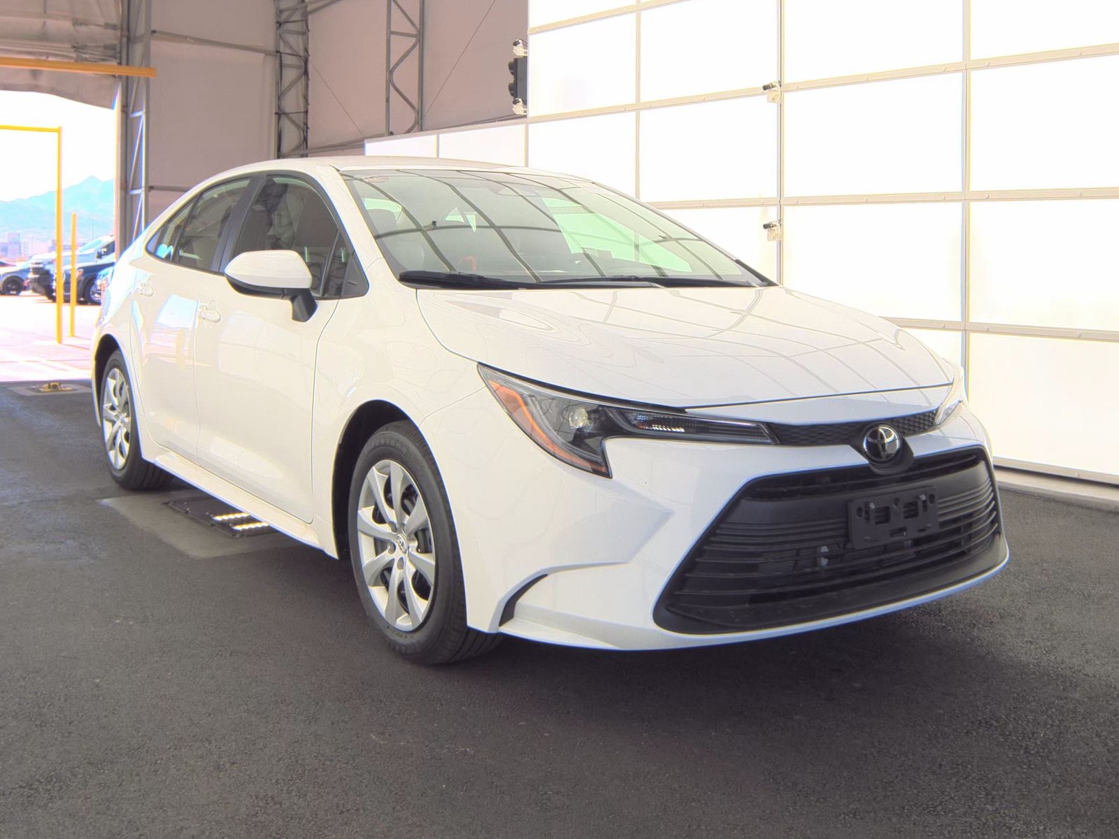 2025 Toyota Corolla LE FWD