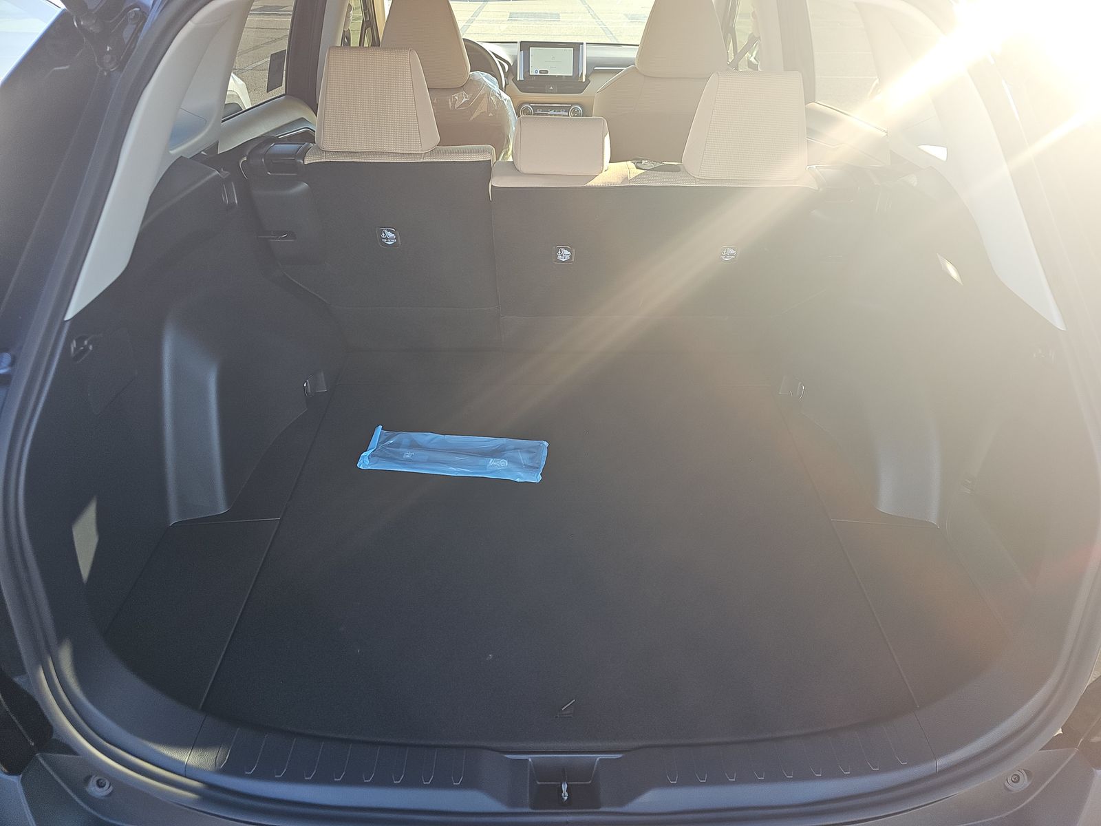 2025 Toyota RAV4 Hybrid LE AWD