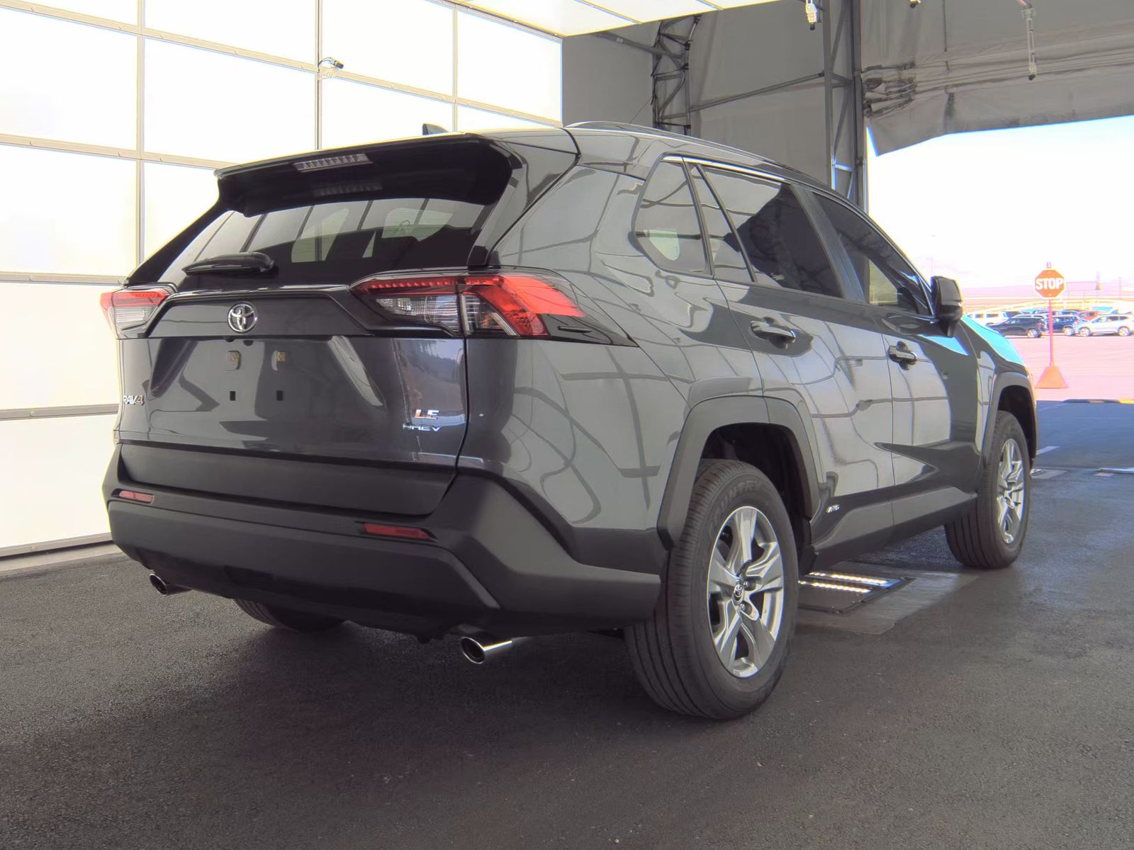 2025 Toyota RAV4 Hybrid LE AWD