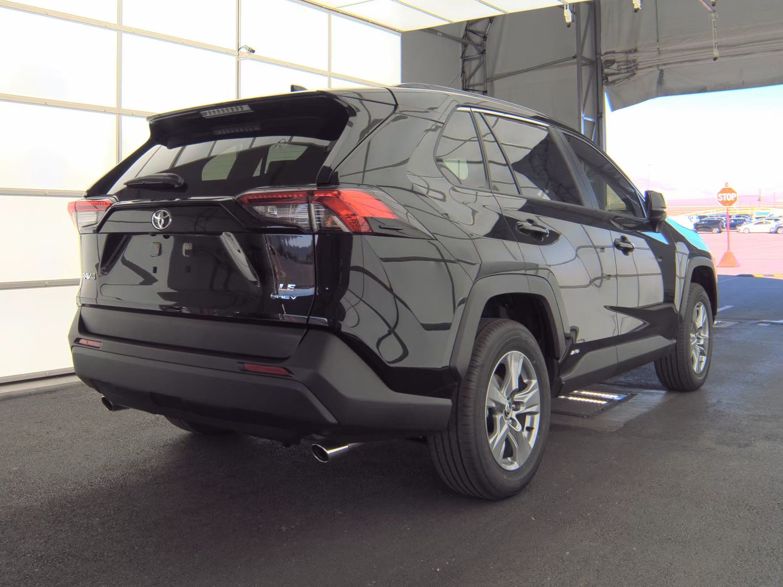 2025 Toyota RAV4 Hybrid LE AWD