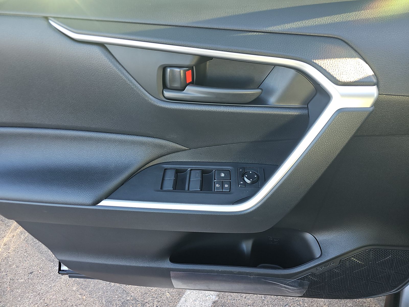 2025 Toyota RAV4 Hybrid LE AWD