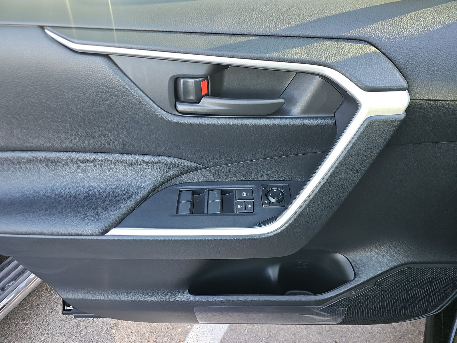 2025 Toyota RAV4 Hybrid LE AWD