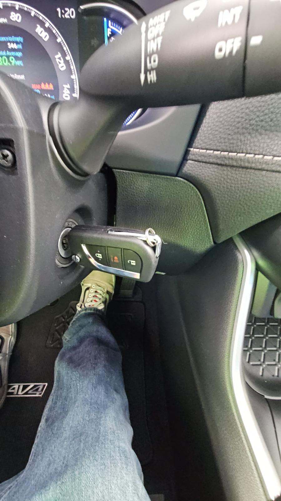 2025 Toyota RAV4 Hybrid LE AWD