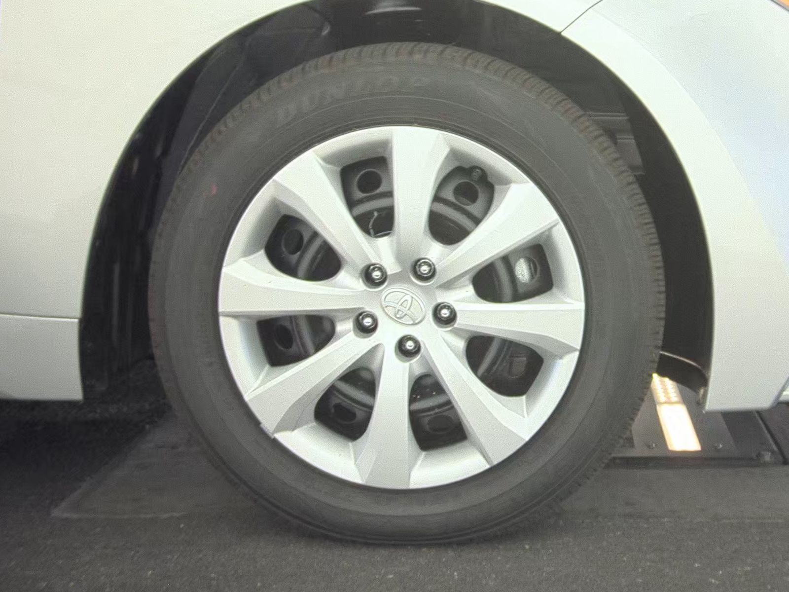 2025 Toyota Corolla LE FWD