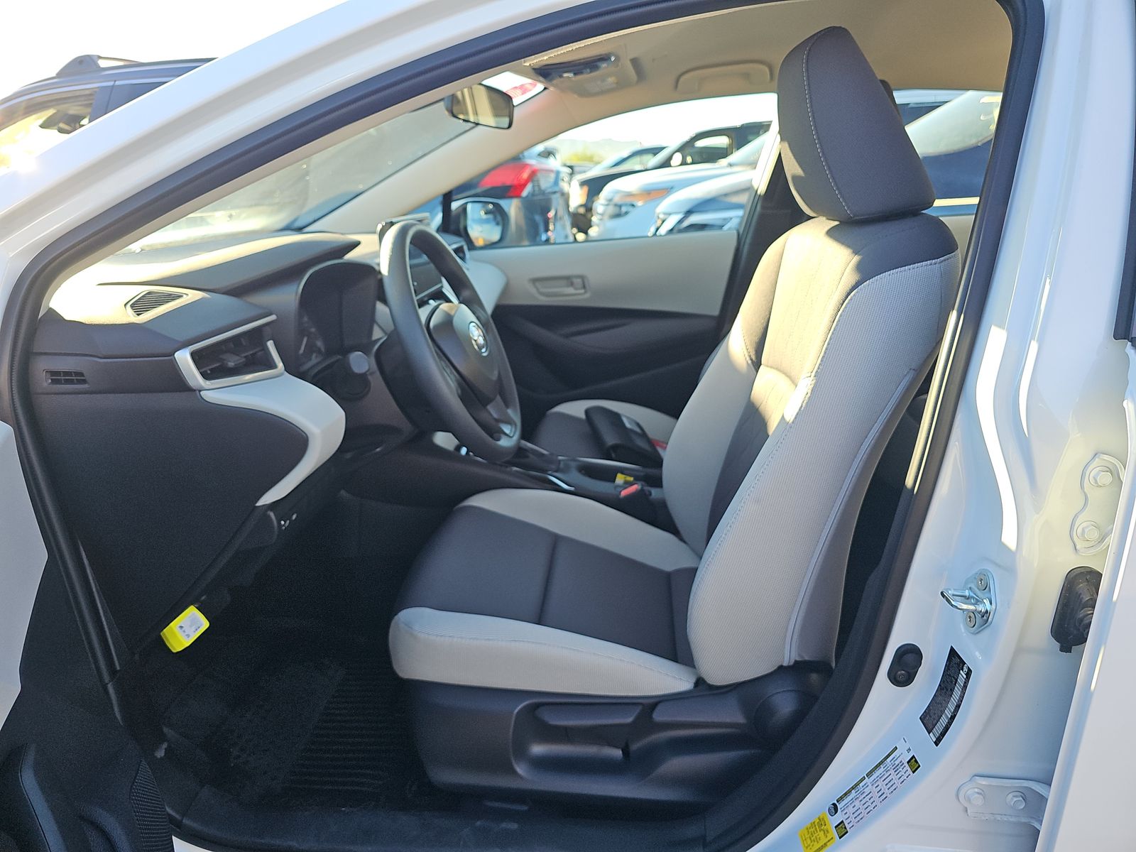 2025 Toyota Corolla LE FWD