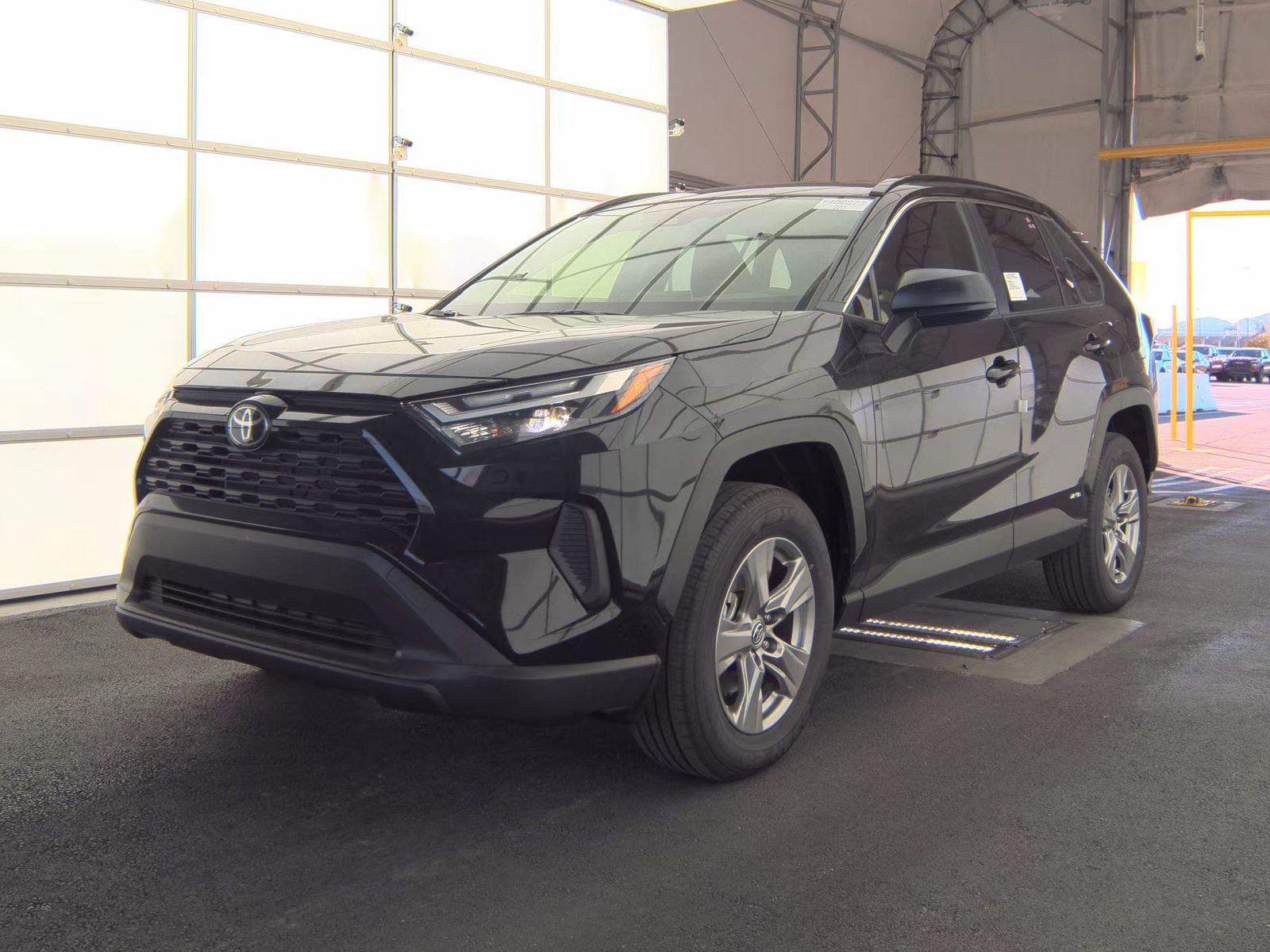 2025 Toyota RAV4 Hybrid LE AWD