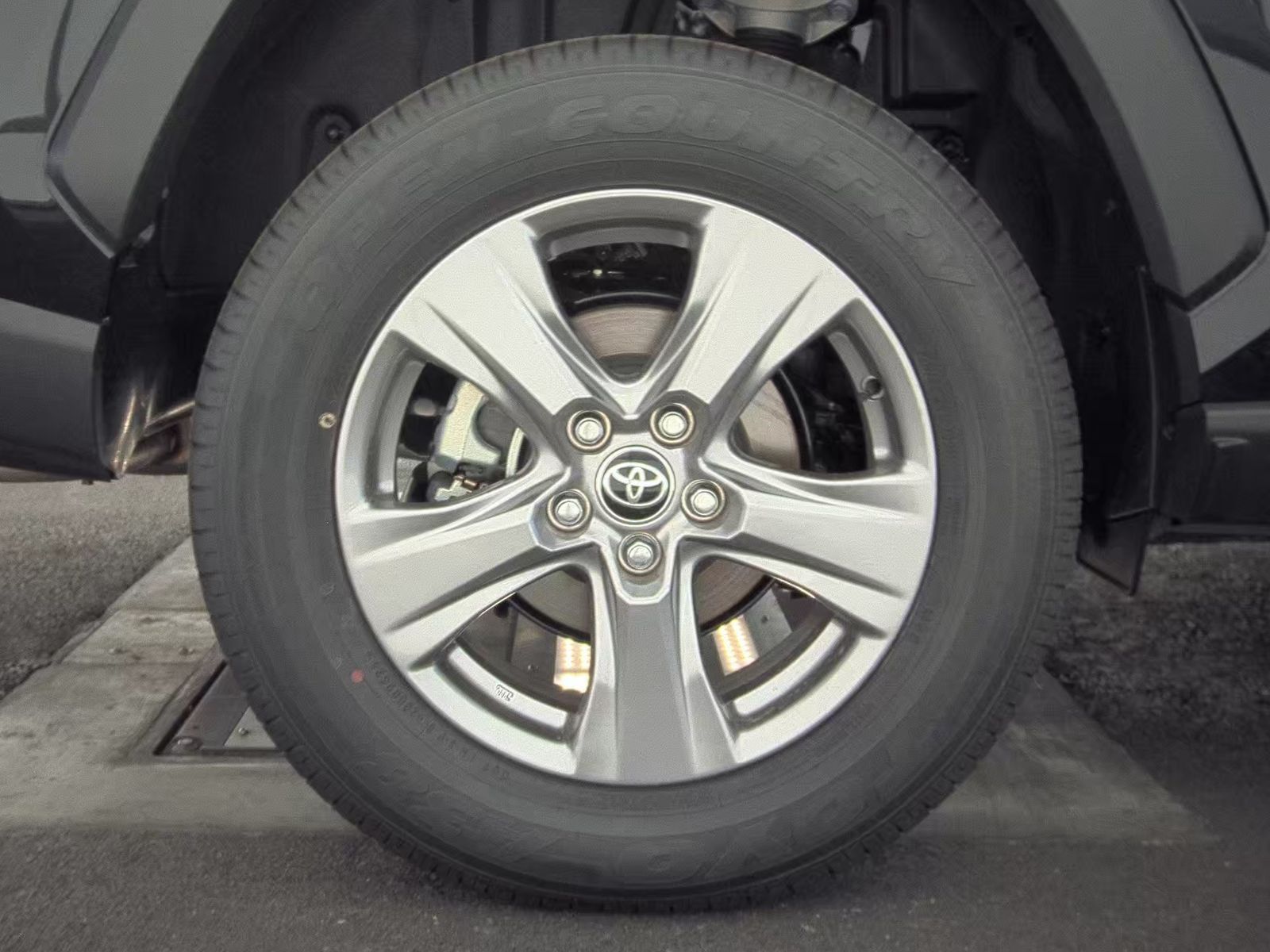 2025 Toyota RAV4 Hybrid LE AWD