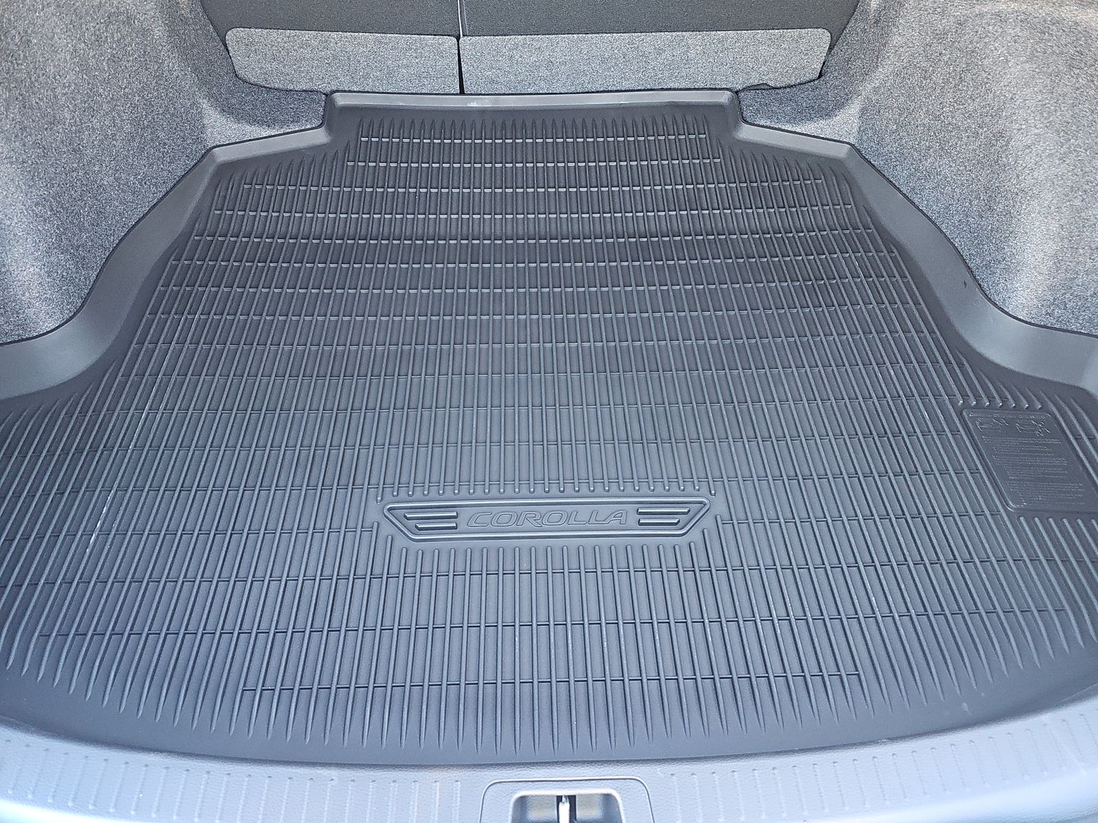 2025 Toyota Corolla LE FWD