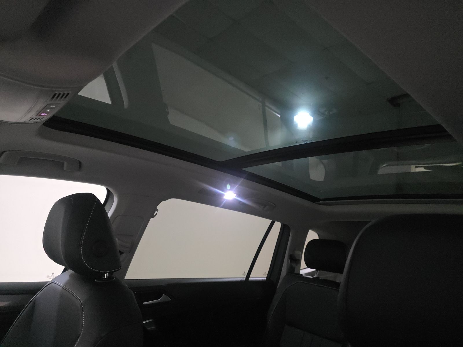 2024 Volkswagen Tiguan 2.0T SE FWD