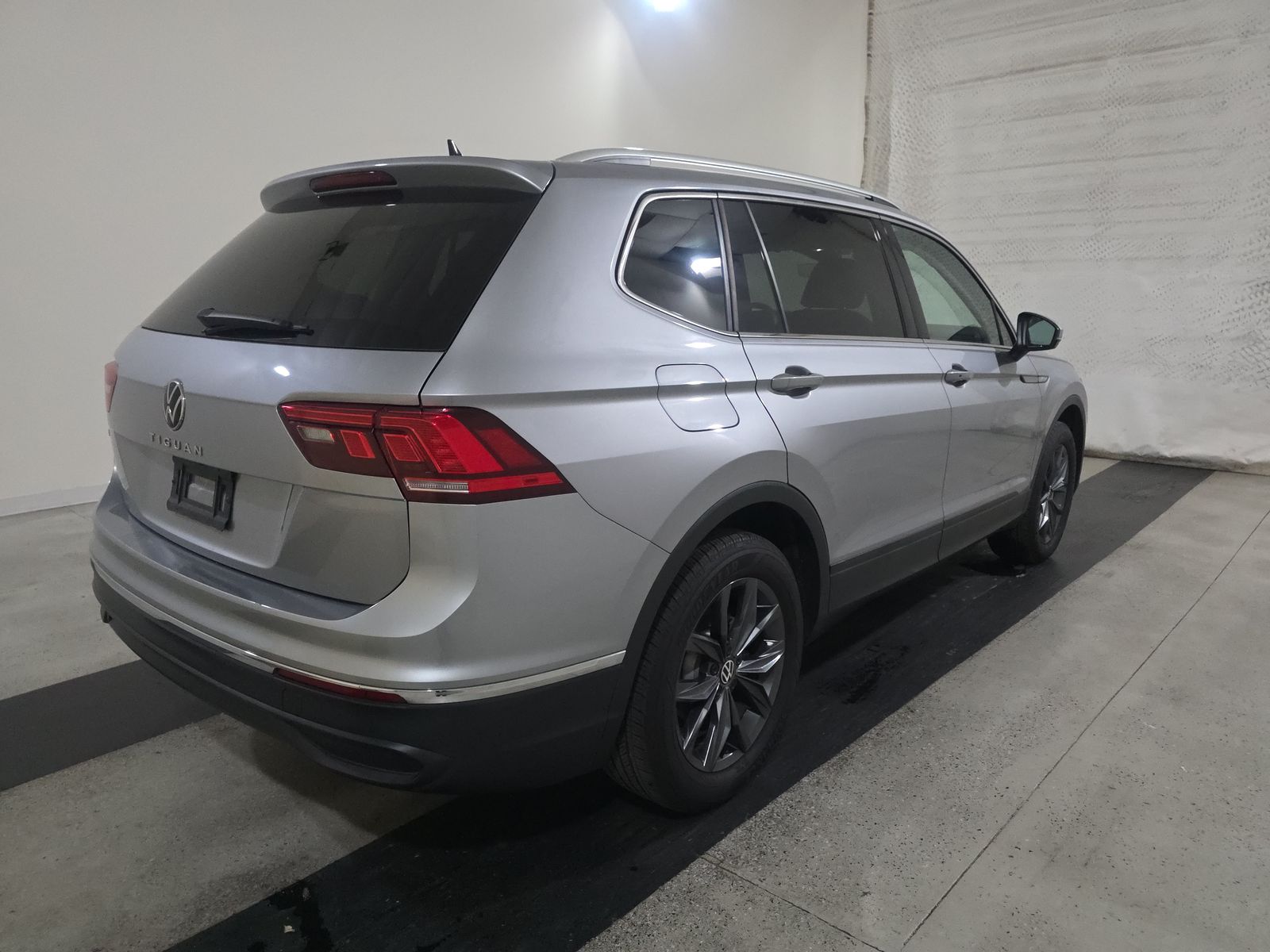 2024 Volkswagen Tiguan 2.0T SE FWD