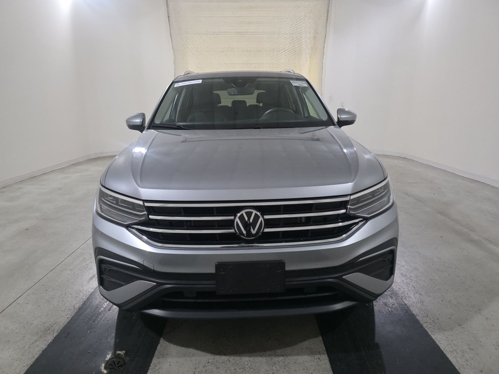 2024 Volkswagen Tiguan 2.0T SE FWD