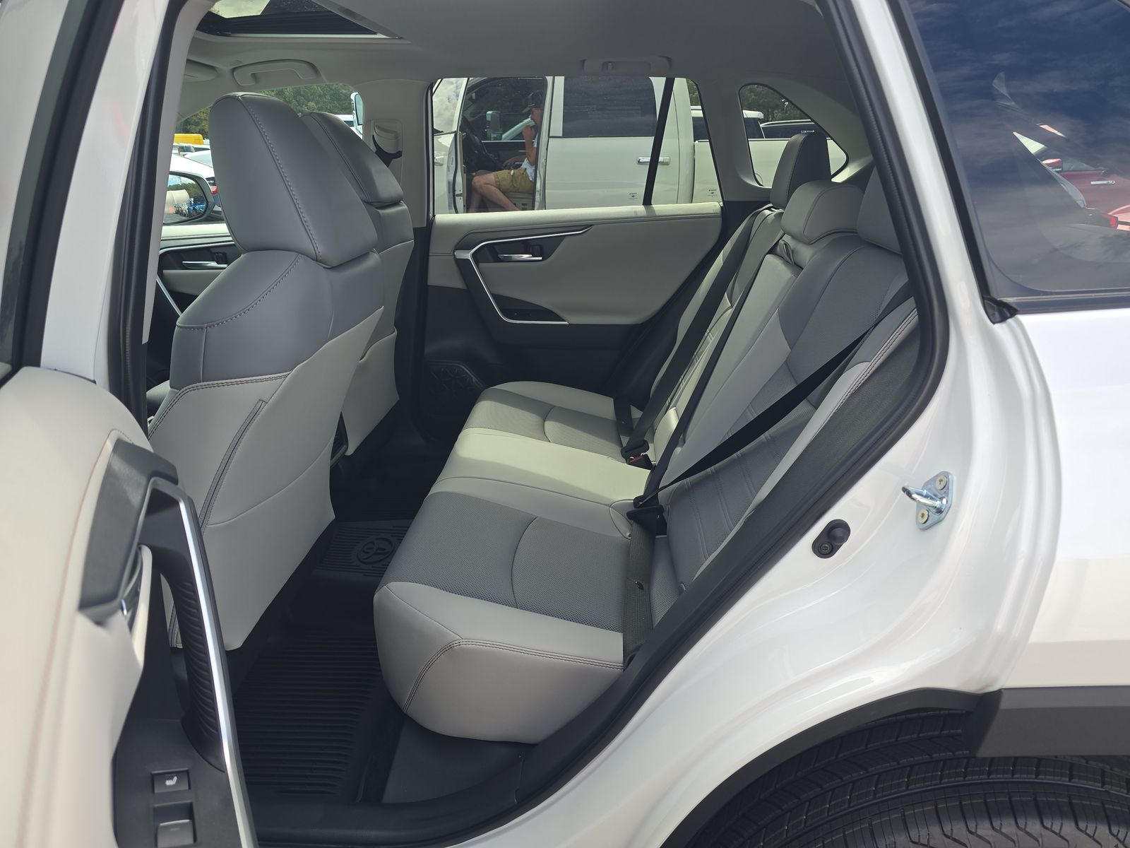 2025 Toyota RAV4 Limited FWD