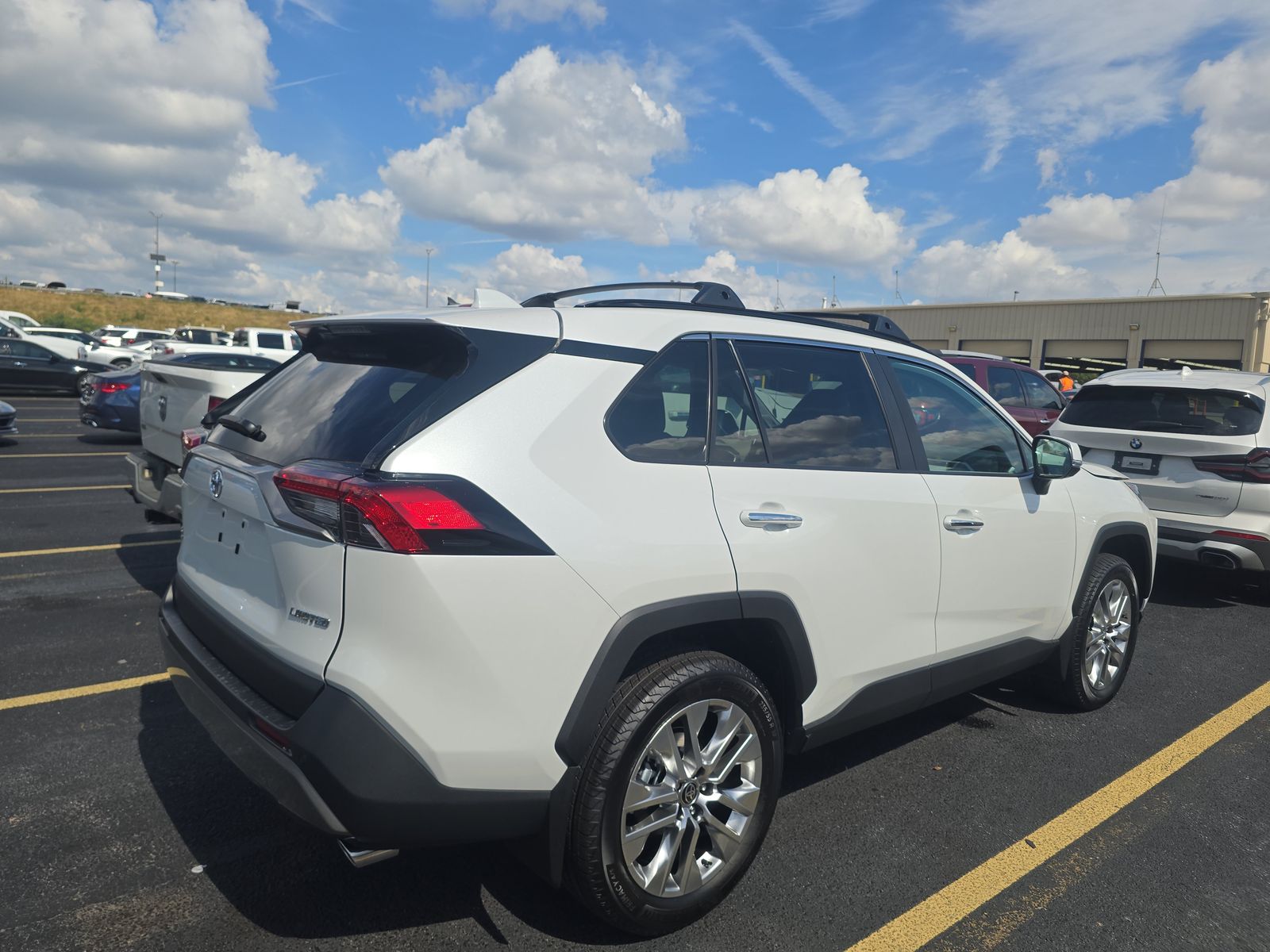 2025 Toyota RAV4 Limited FWD