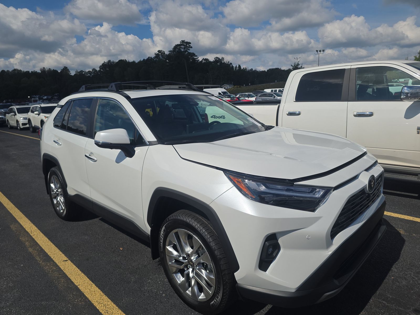 2025 Toyota RAV4 Limited FWD