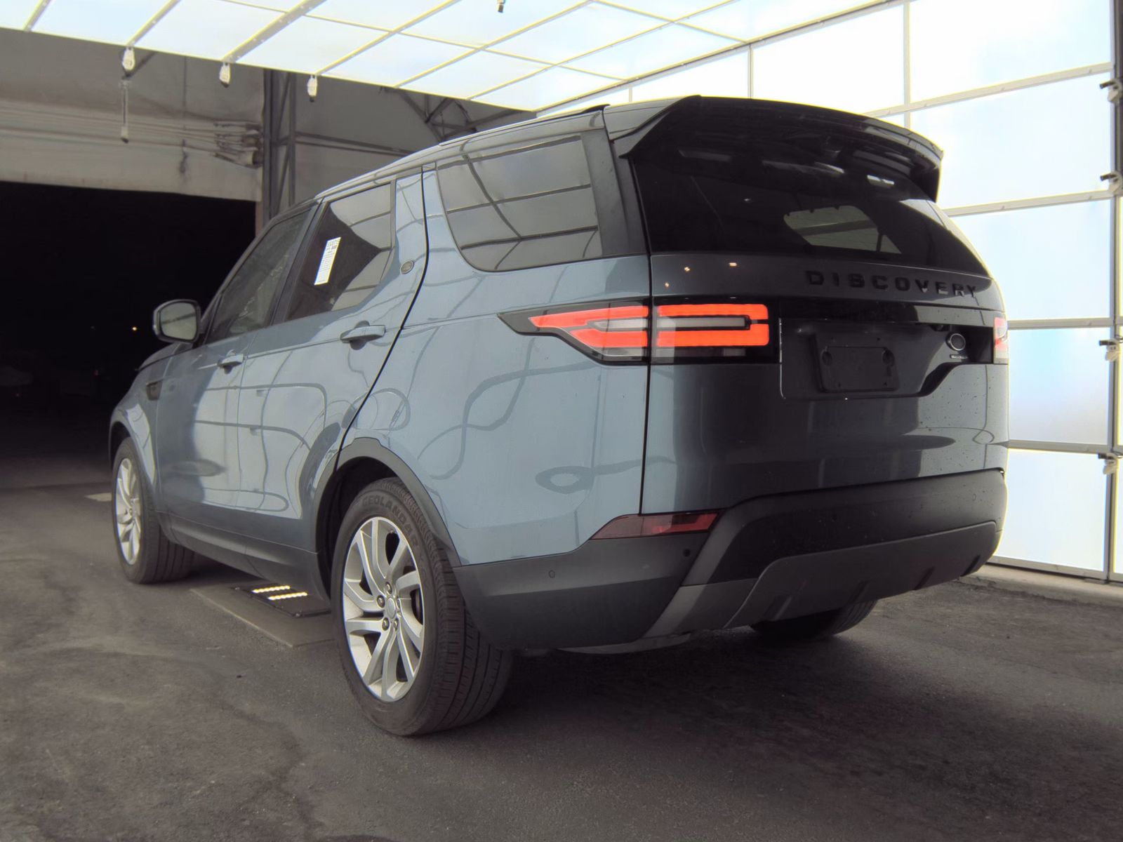 2020 Land Rover Discovery HSE AWD