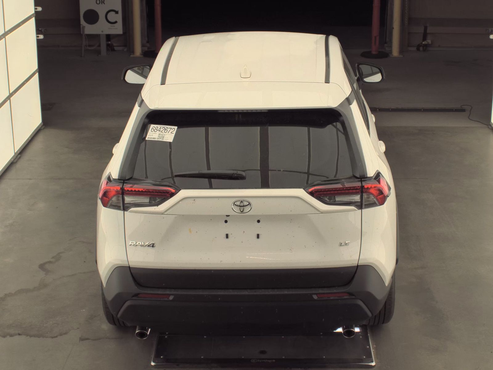 2025 Toyota RAV4 LE FWD