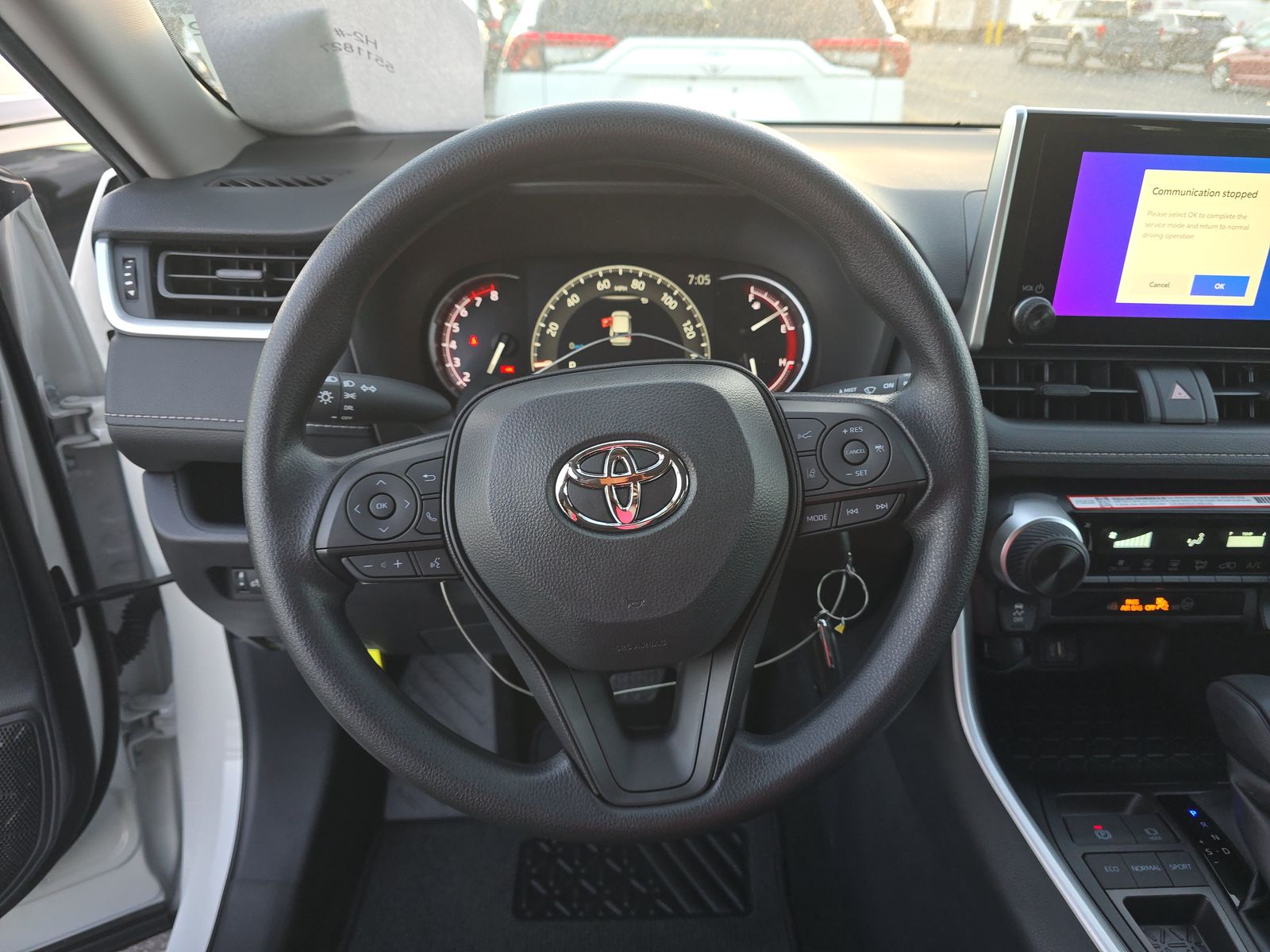 2025 Toyota RAV4 LE FWD