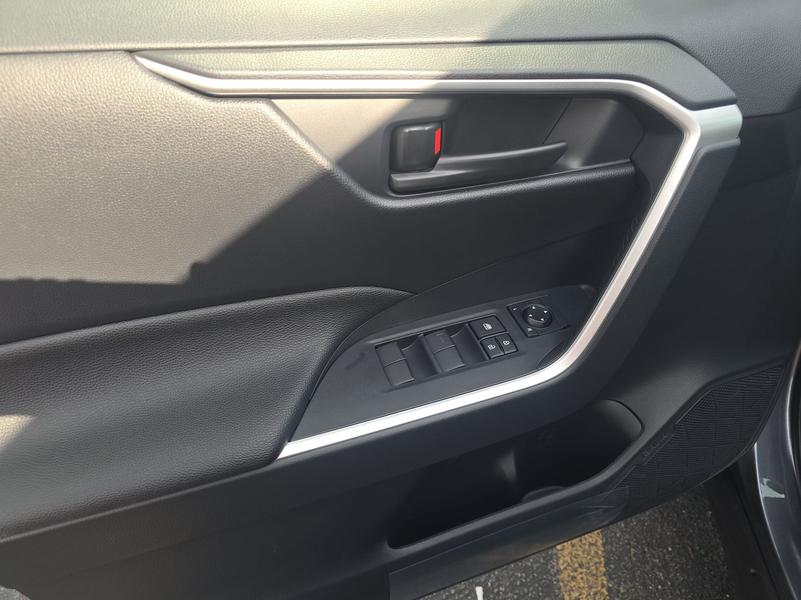 2025 Toyota RAV4 Hybrid LE AWD