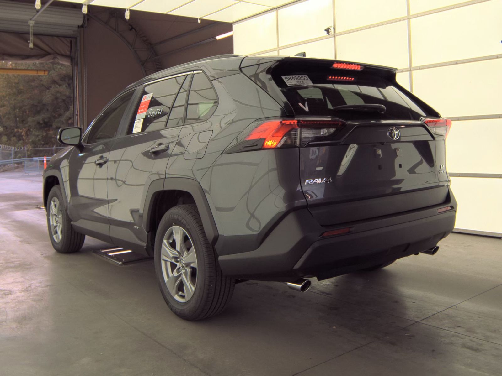 2025 Toyota RAV4 Hybrid LE AWD