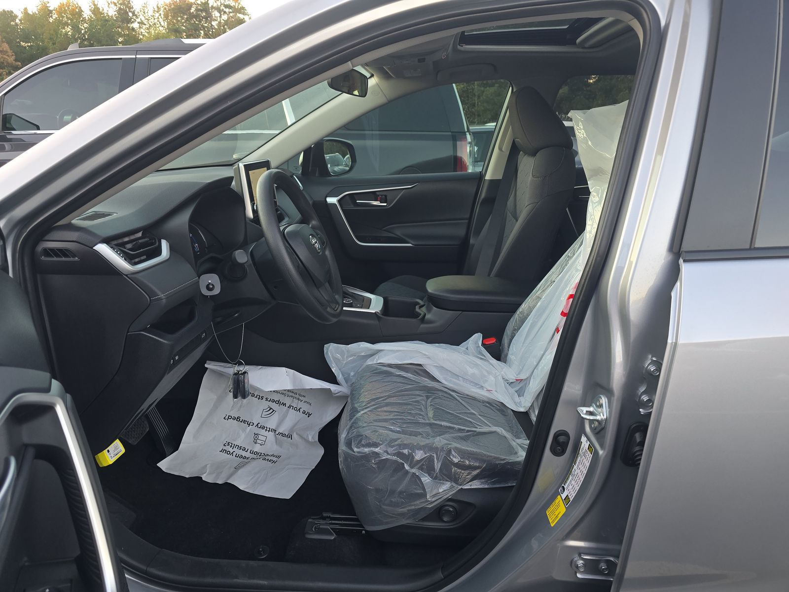 2025 Toyota RAV4 Hybrid XLE AWD