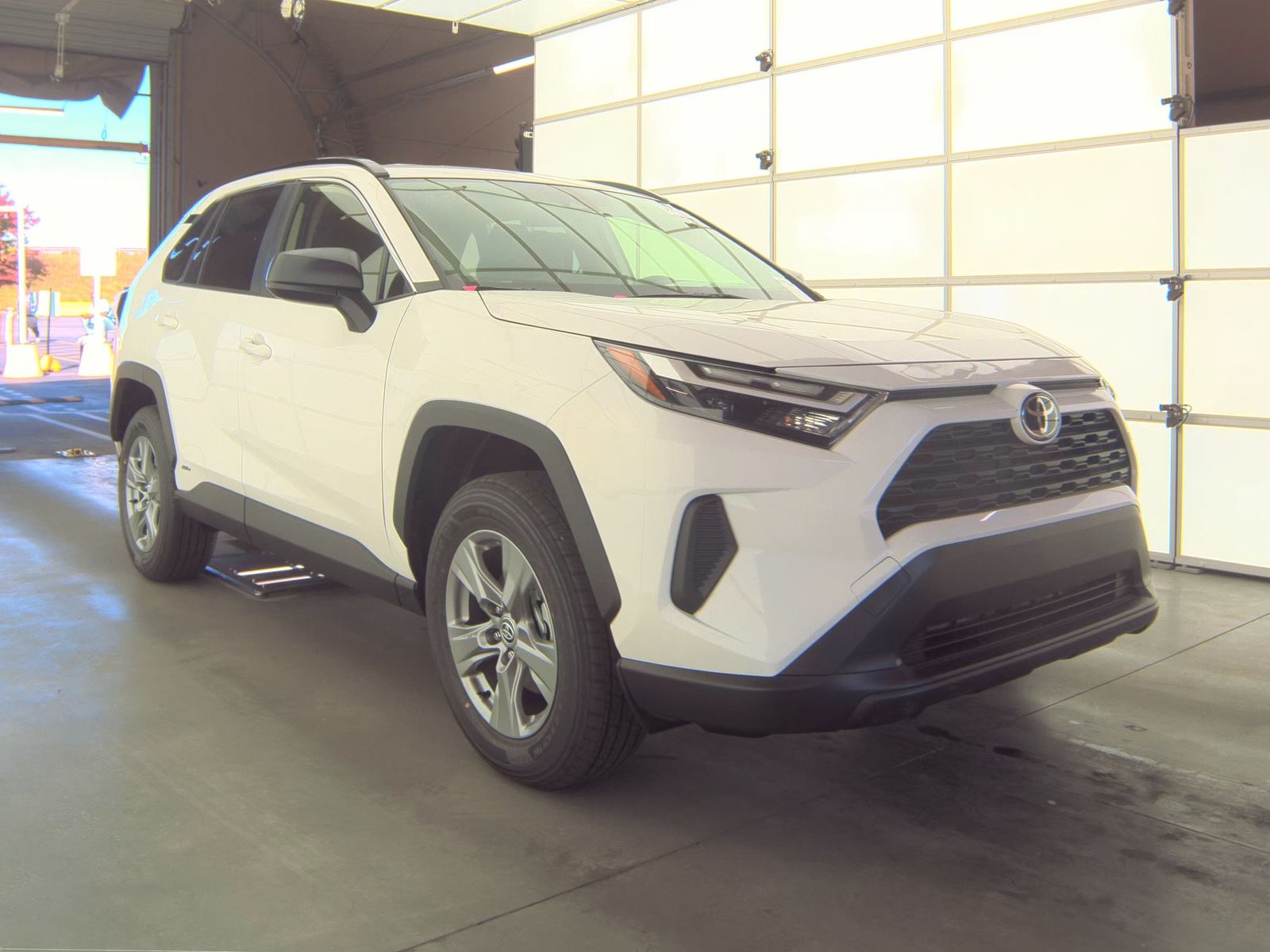 2025 Toyota RAV4 Hybrid LE AWD