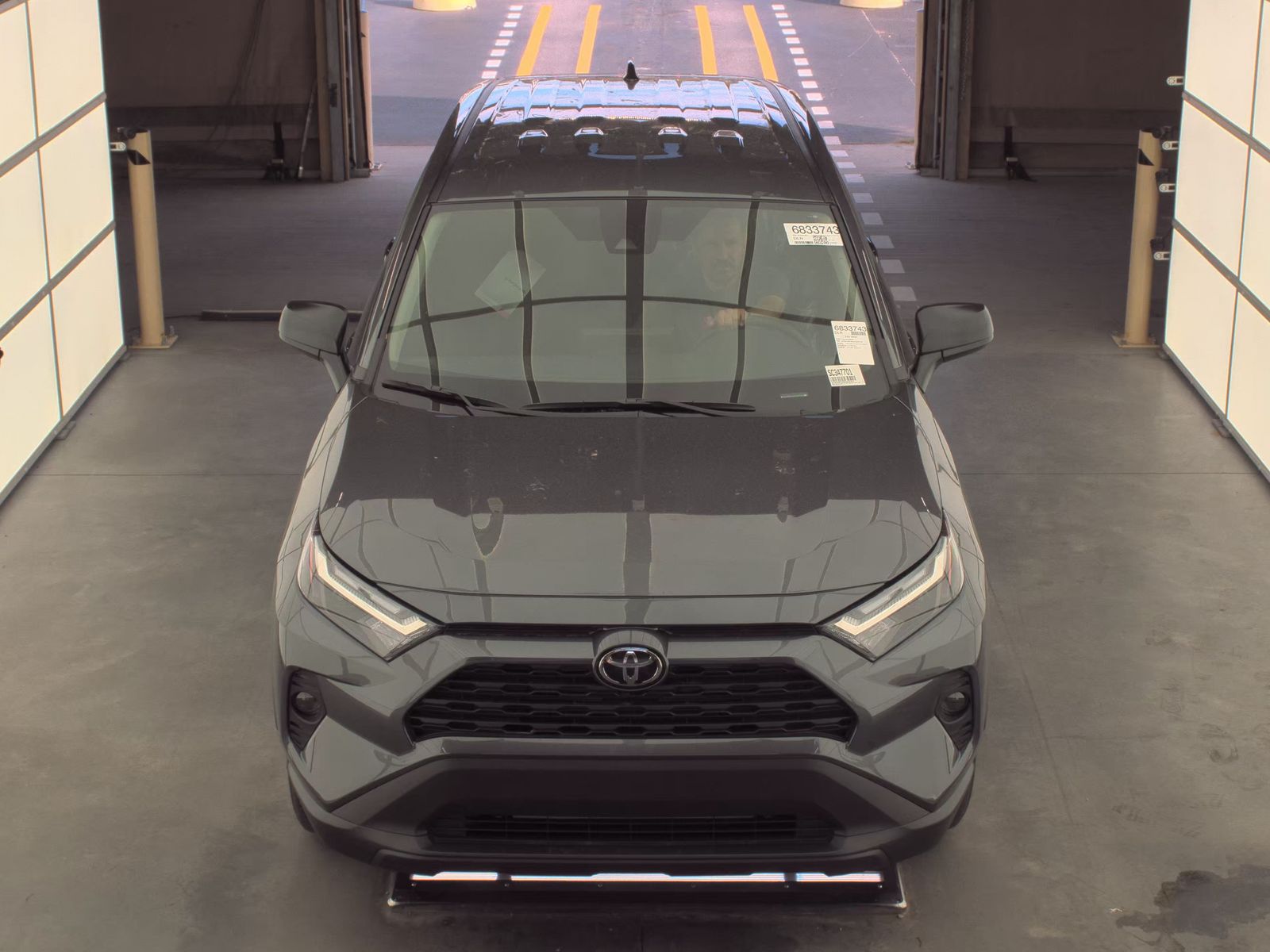 2025 Toyota RAV4 LE FWD