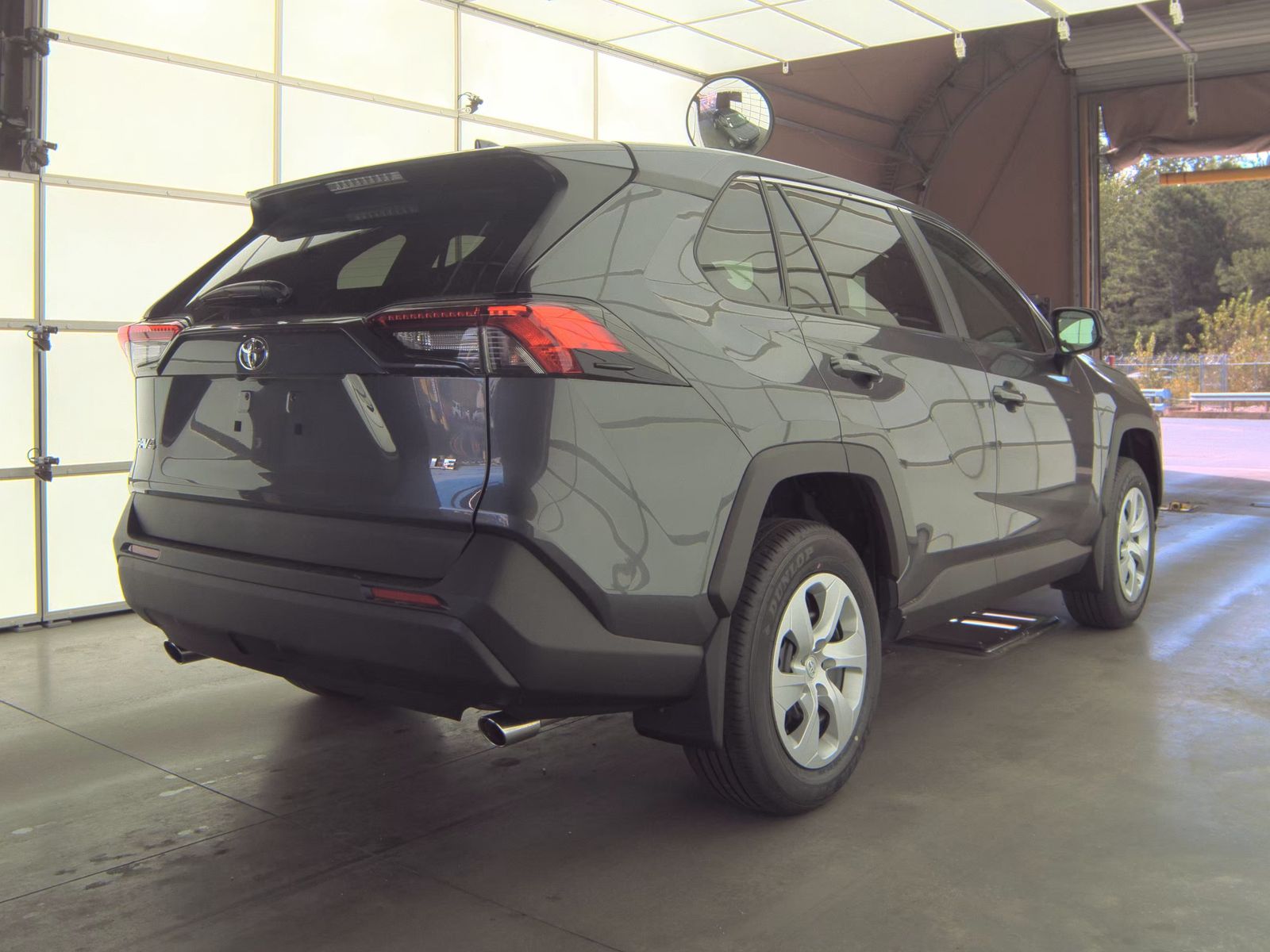 2025 Toyota RAV4 LE FWD