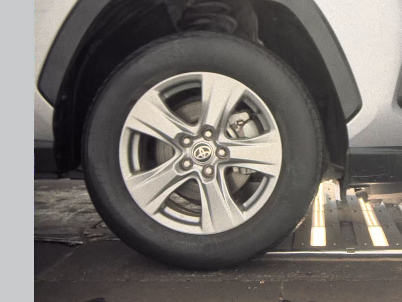 2023 Toyota RAV4 XLE AWD