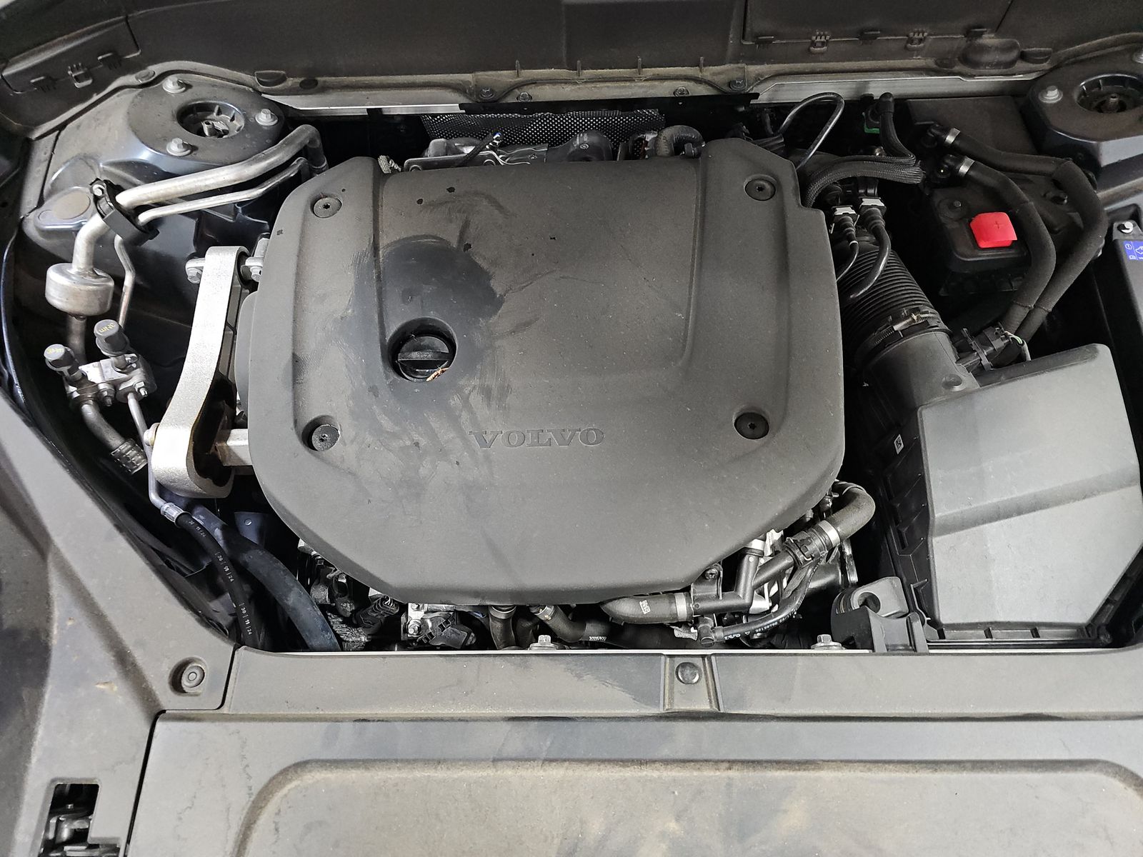 2025 Volvo XC90 B6 Plus AWD