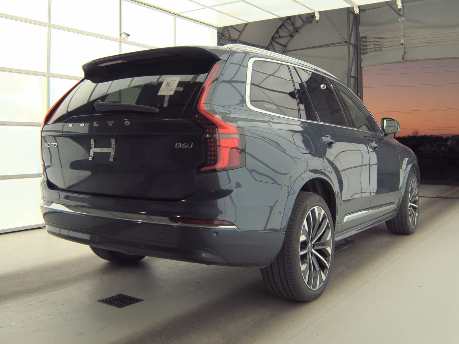 2025 Volvo XC90 B6 Plus AWD