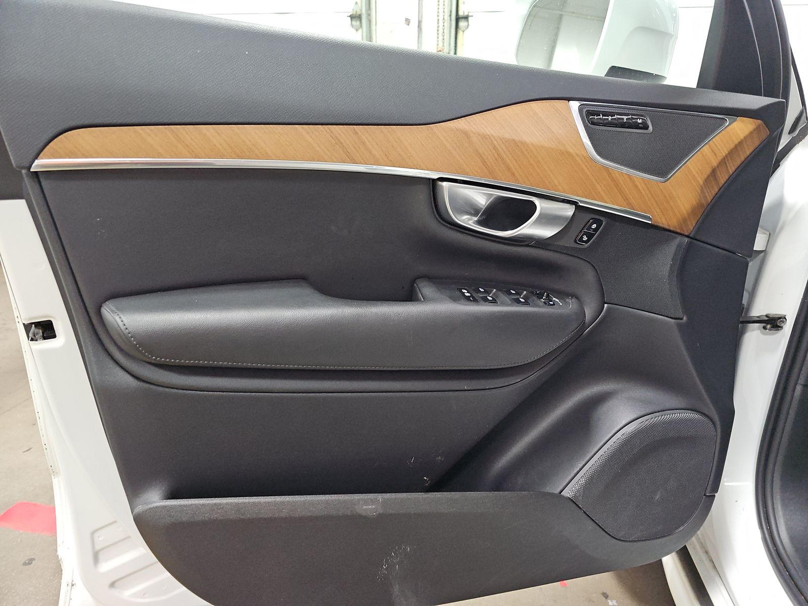 2024 Volvo XC90 Recharge T8 Plus AWD