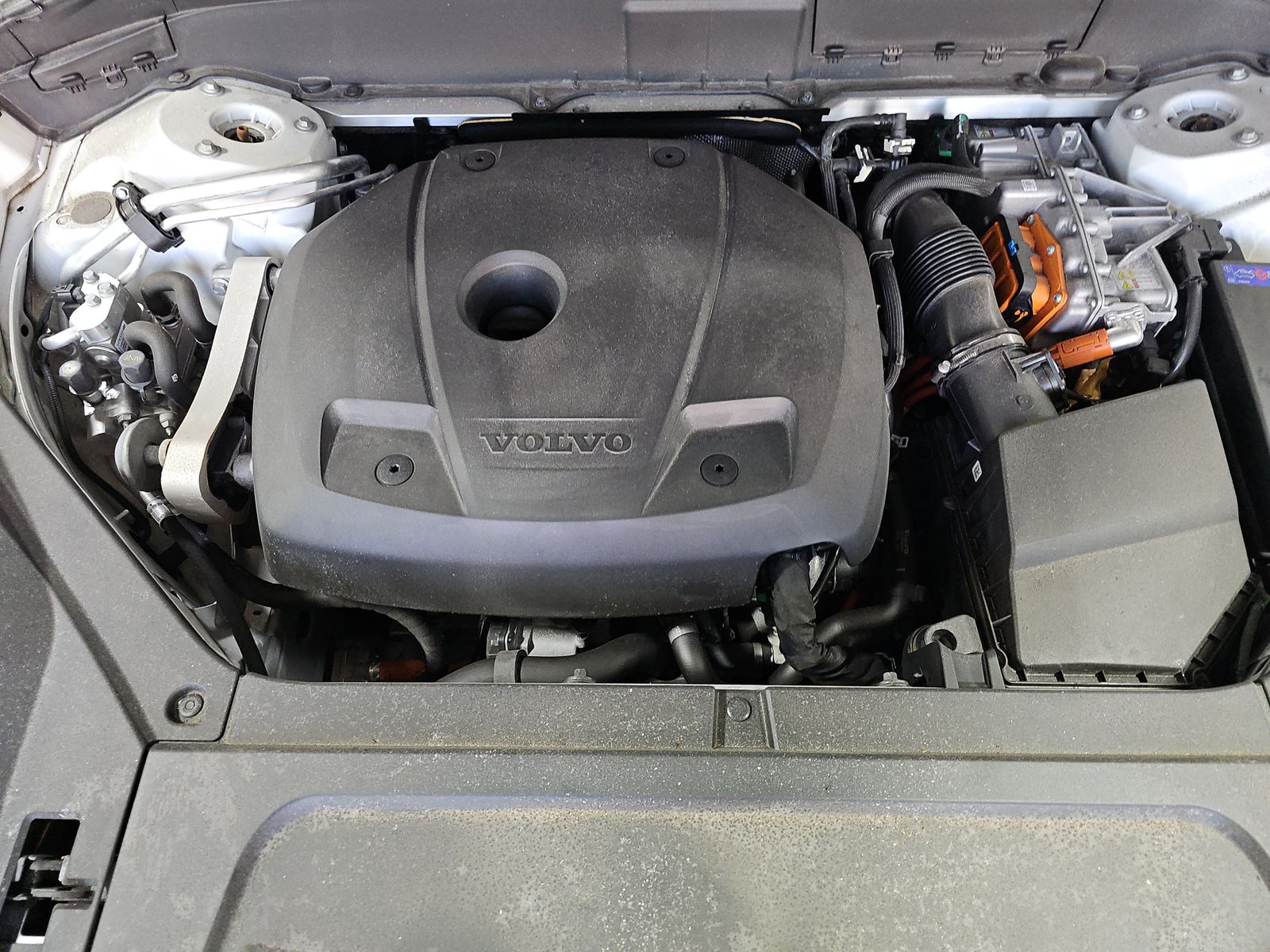 2024 Volvo XC90 Recharge T8 Plus AWD