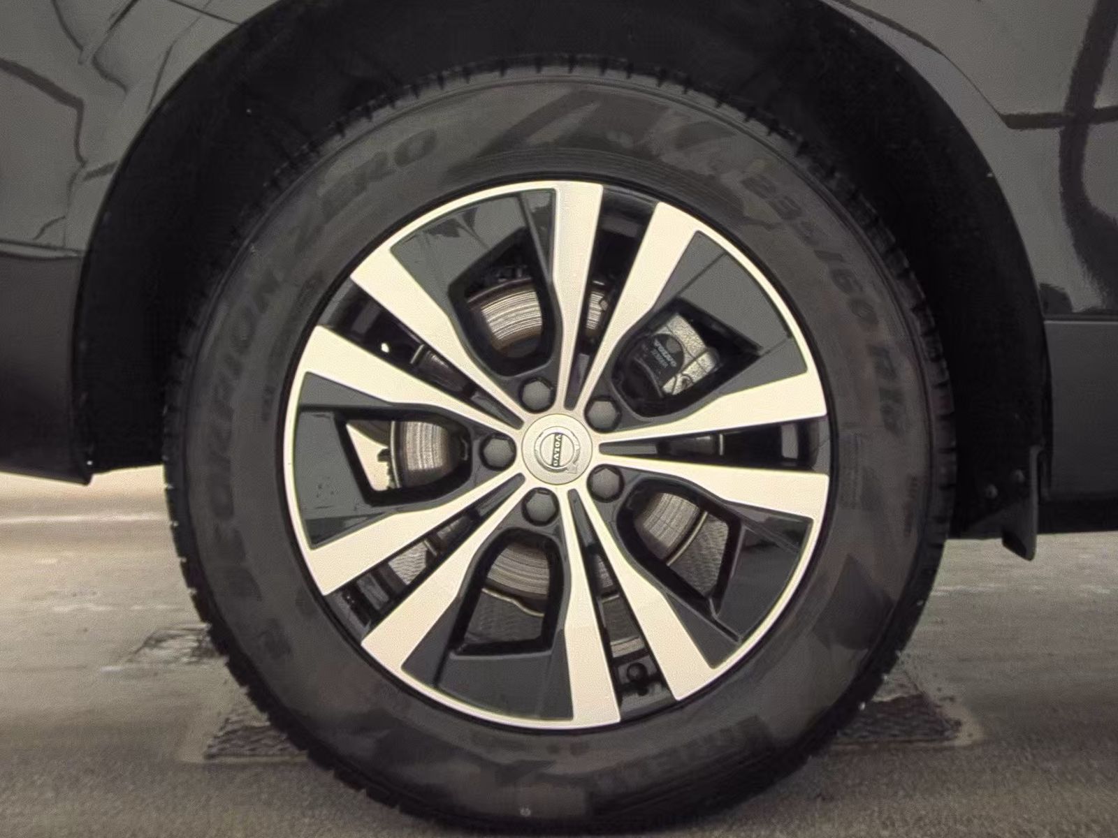 2024 Volvo XC60 B5 Core AWD