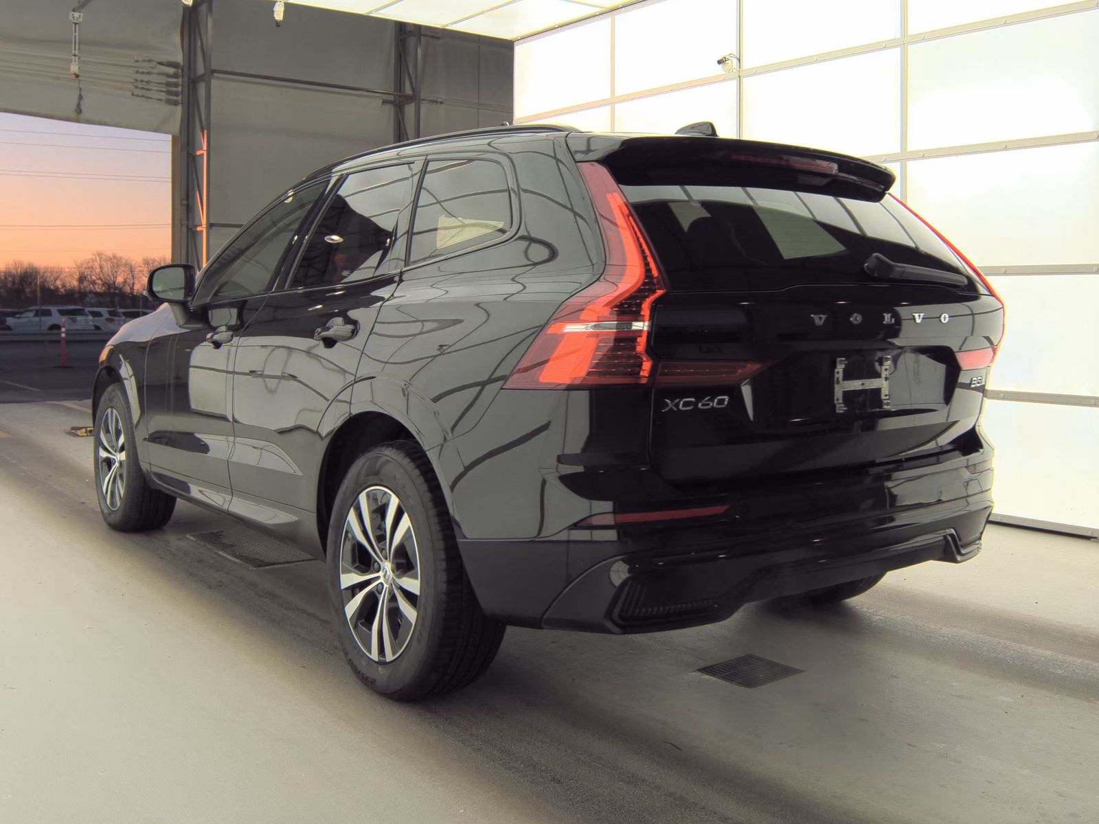 2024 Volvo XC60 B5 Core AWD