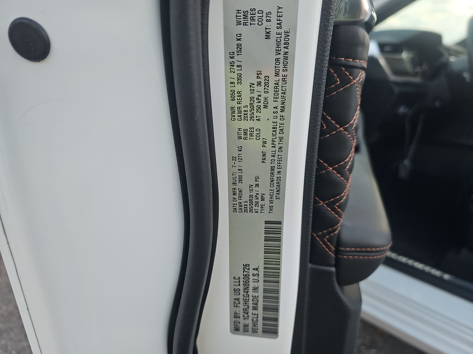 2022 Jeep Grand Cherokee Summit AWD