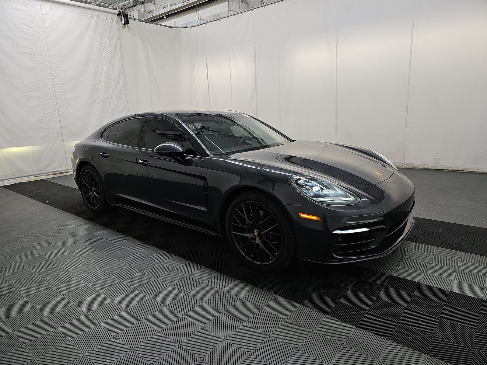 2022 Porsche Panamera 4 AWD