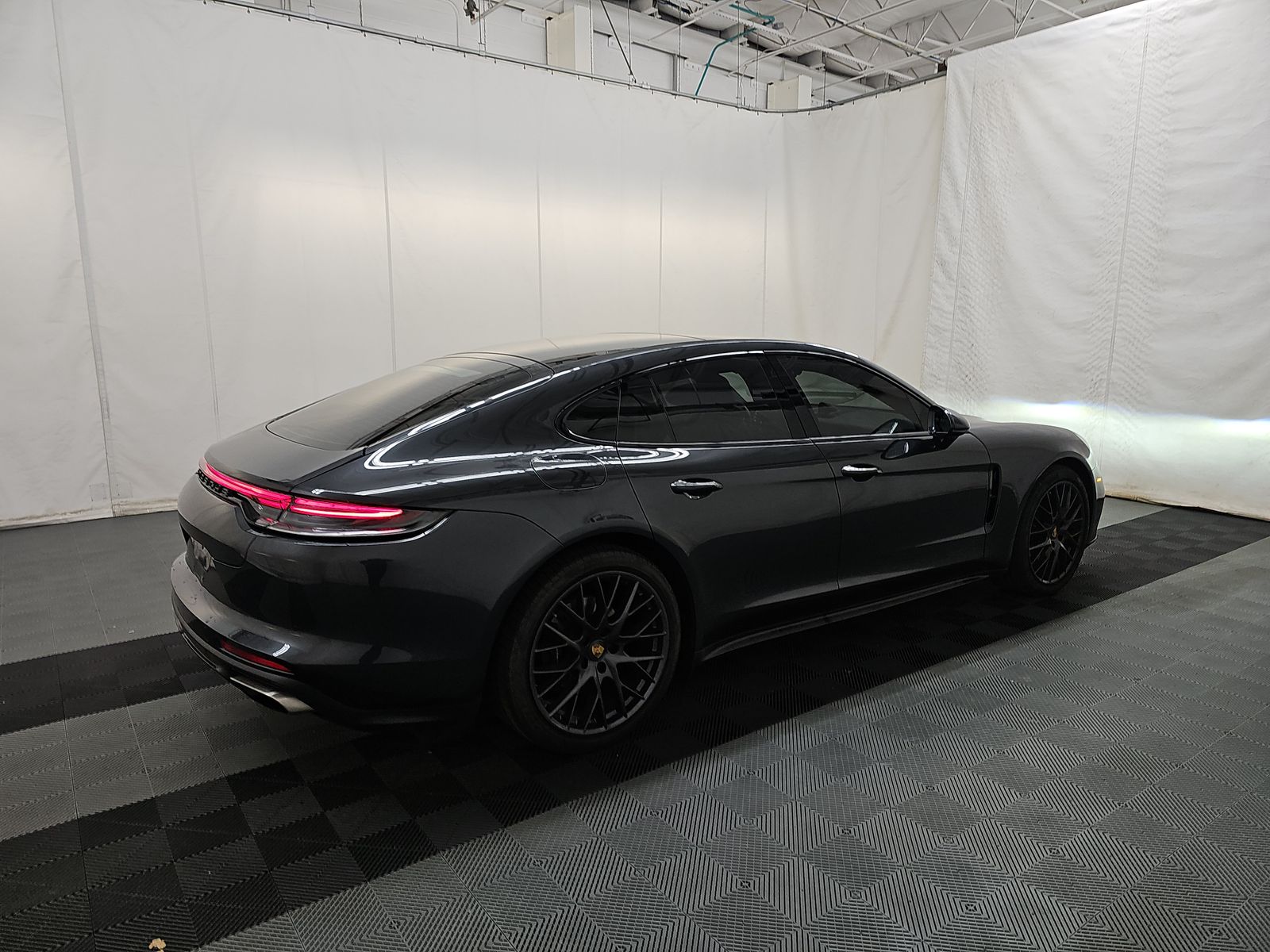 2022 Porsche Panamera 4 AWD