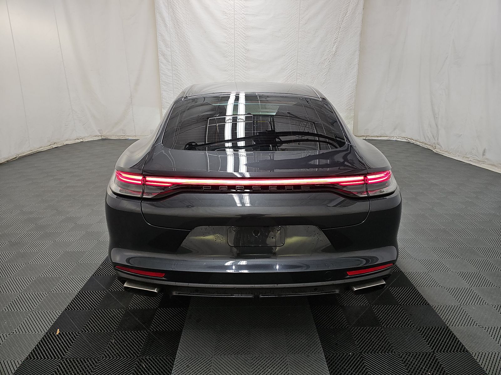 2022 Porsche Panamera 4 AWD