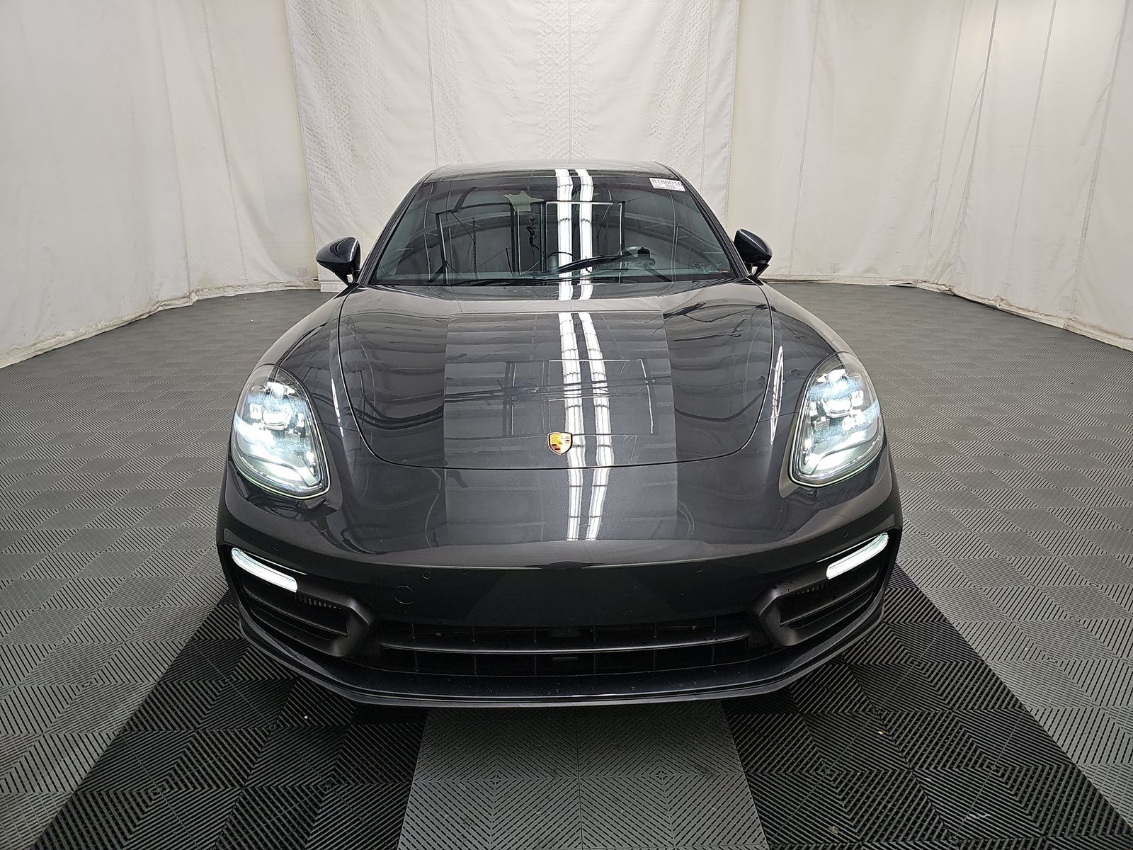 2022 Porsche Panamera 4 AWD