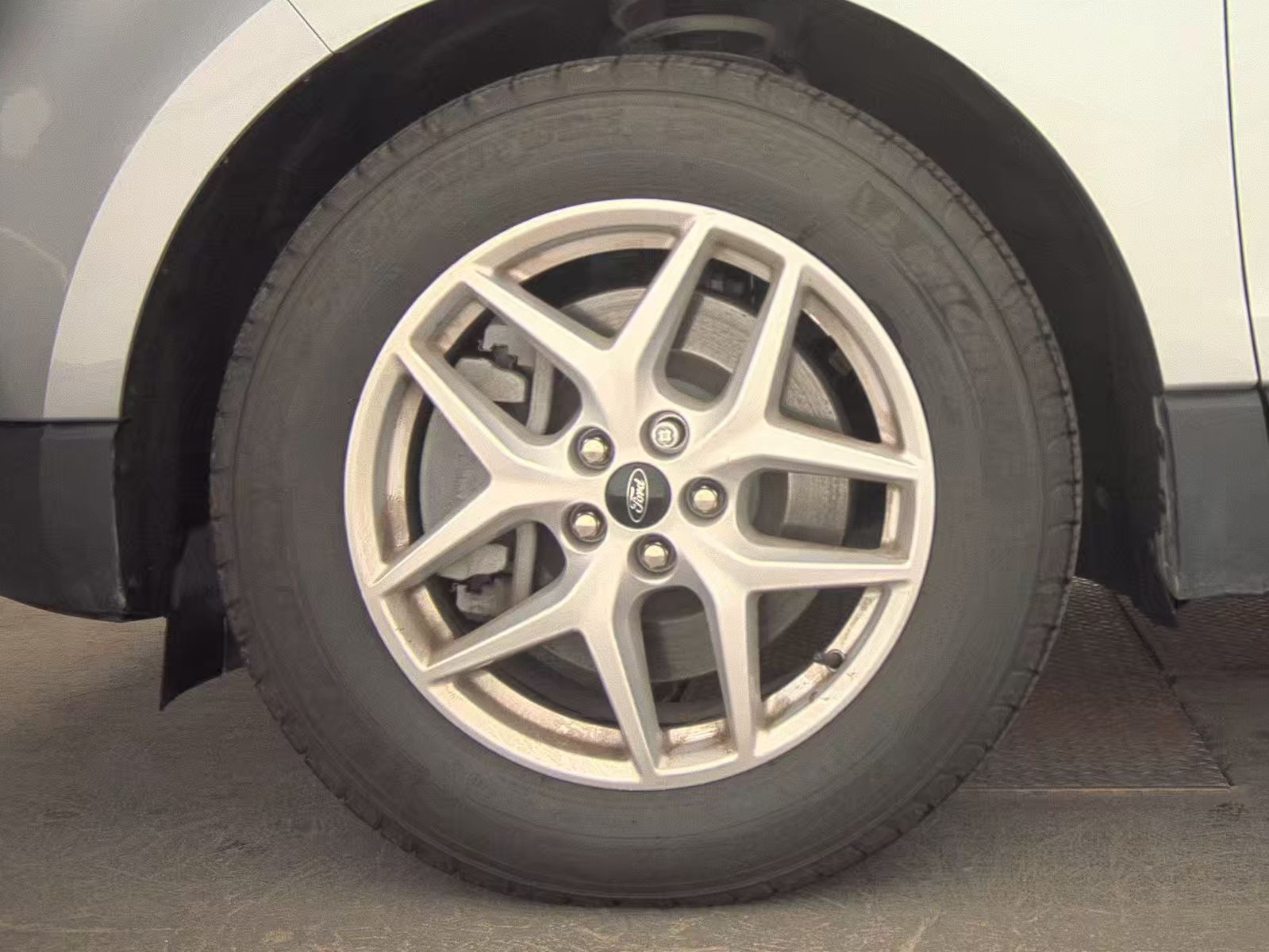 2023 Ford Edge SEL AWD