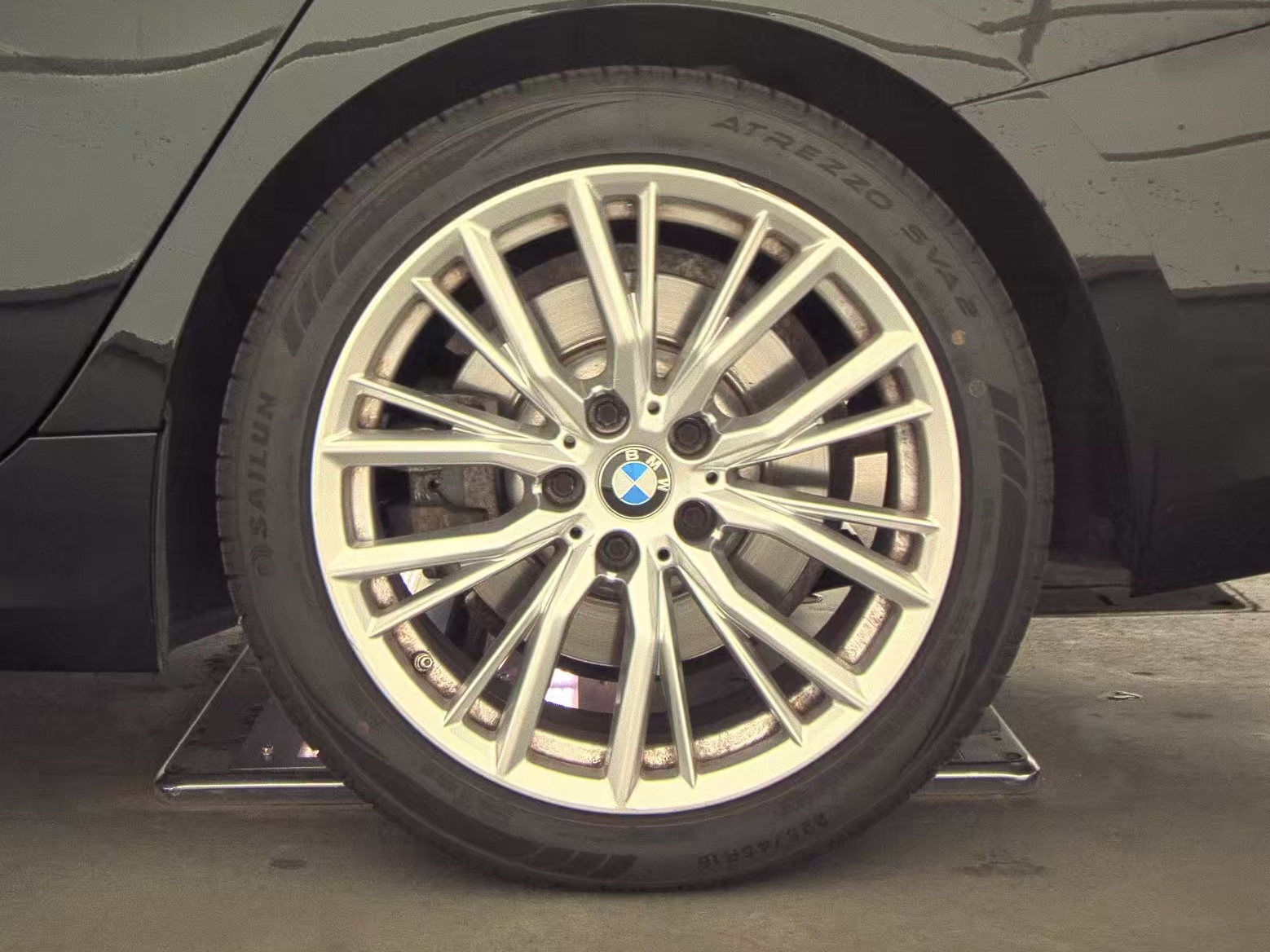 2024 BMW 3 Series 330i RWD