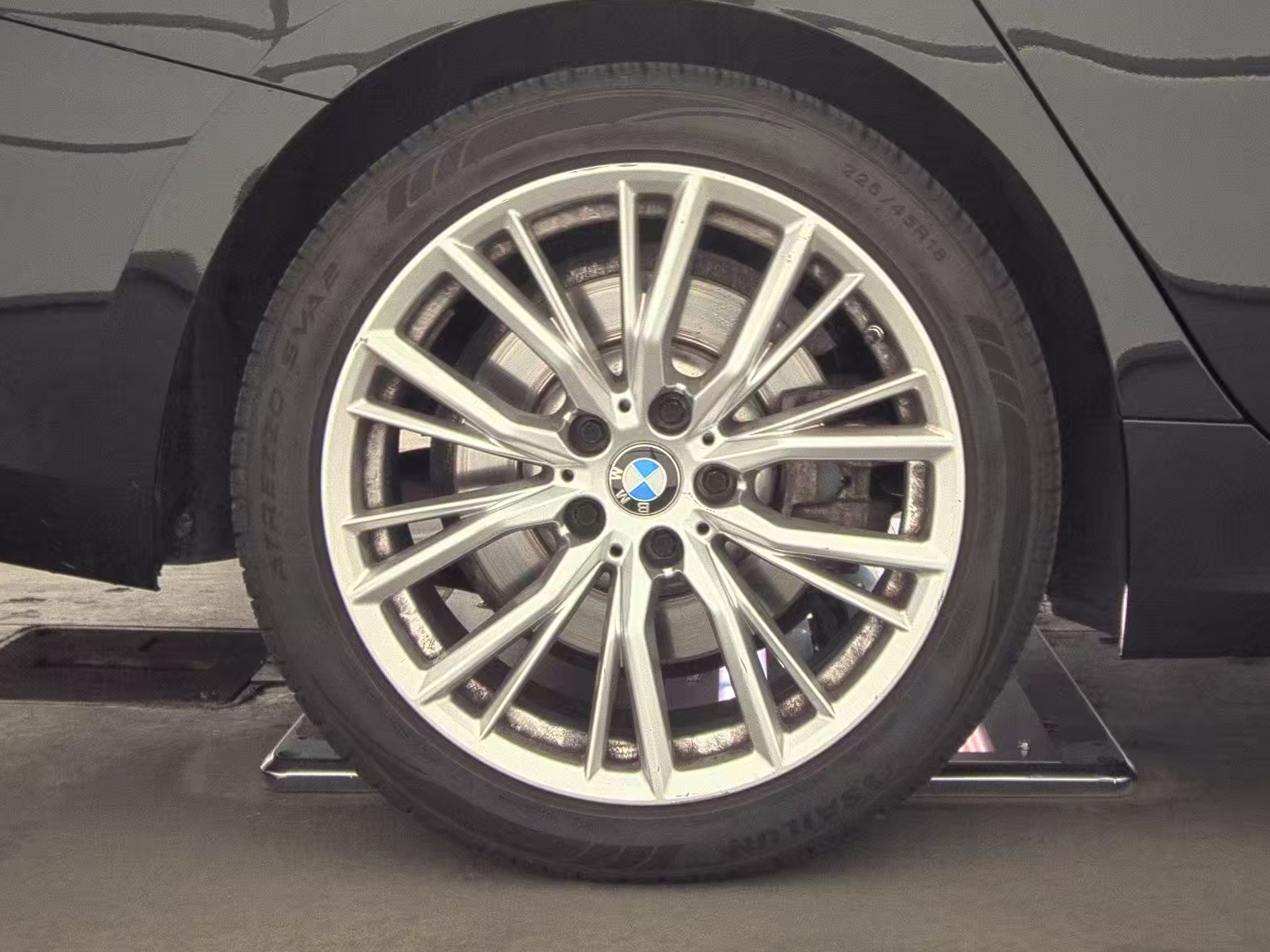 2024 BMW 3 Series 330i RWD