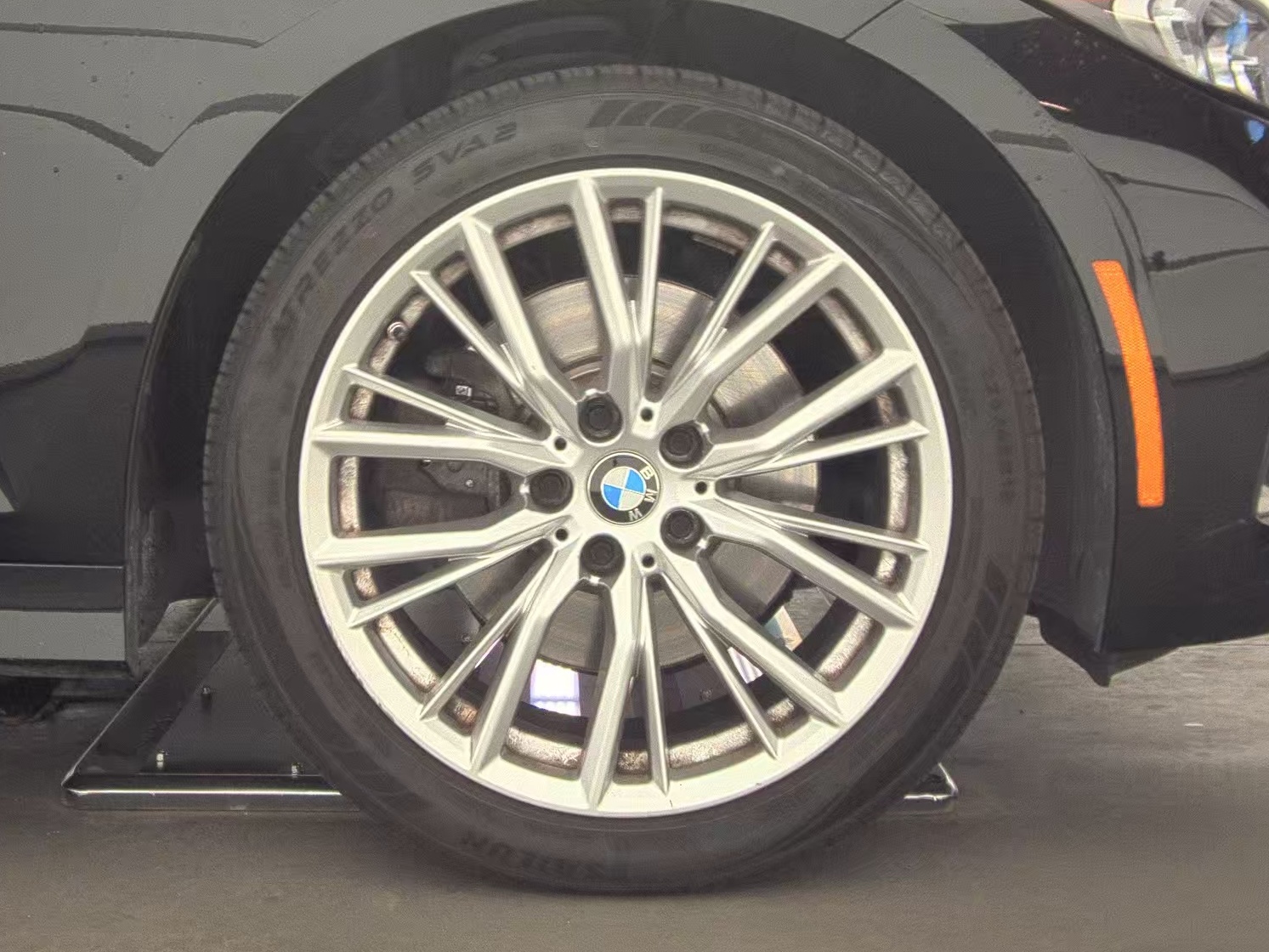 2024 BMW 3 Series 330i RWD