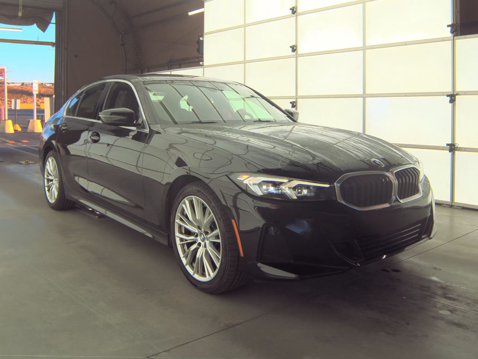2024 BMW 3 Series 330i RWD