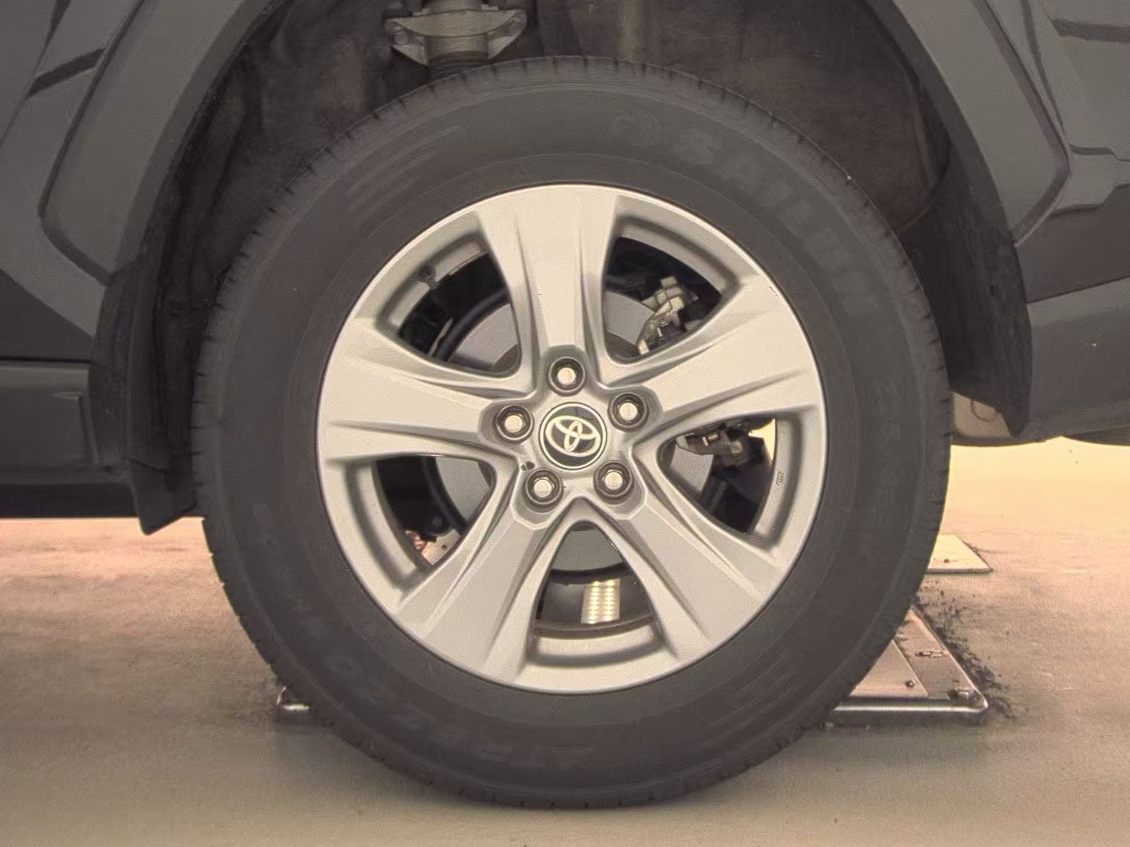 2024 Toyota RAV4 XLE AWD